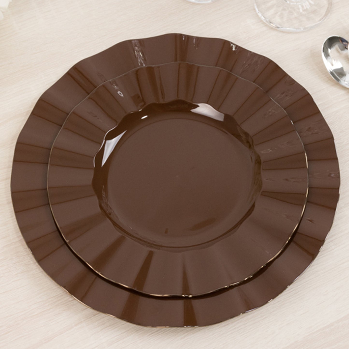 Cinnamon brown heavy duty disposable dinner plates with gold ruffled rim.