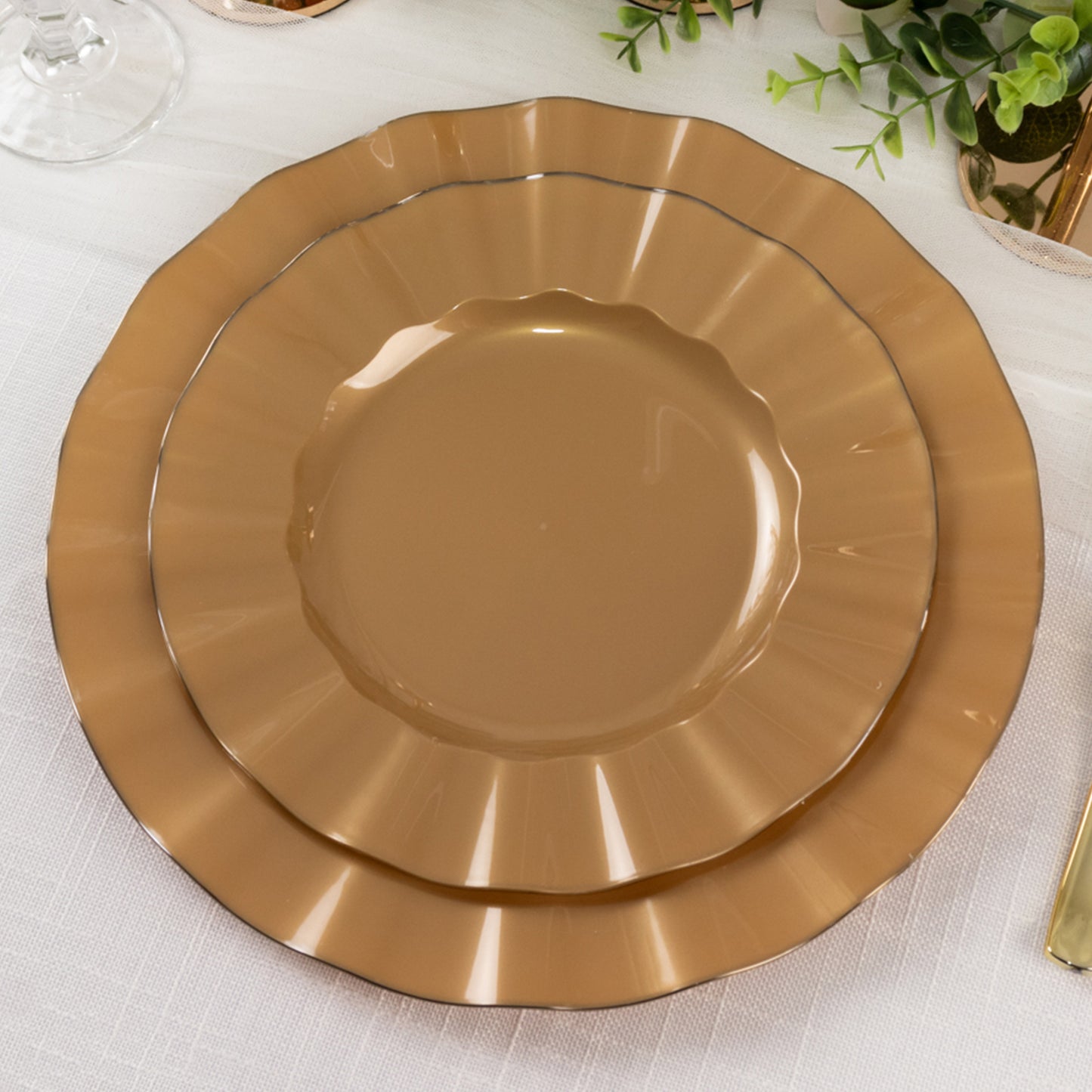 10 Pack 9" Gold Heavy Duty Disposable Dinner Plates with Ruffled Rim, Hard Plastic Dinnerware