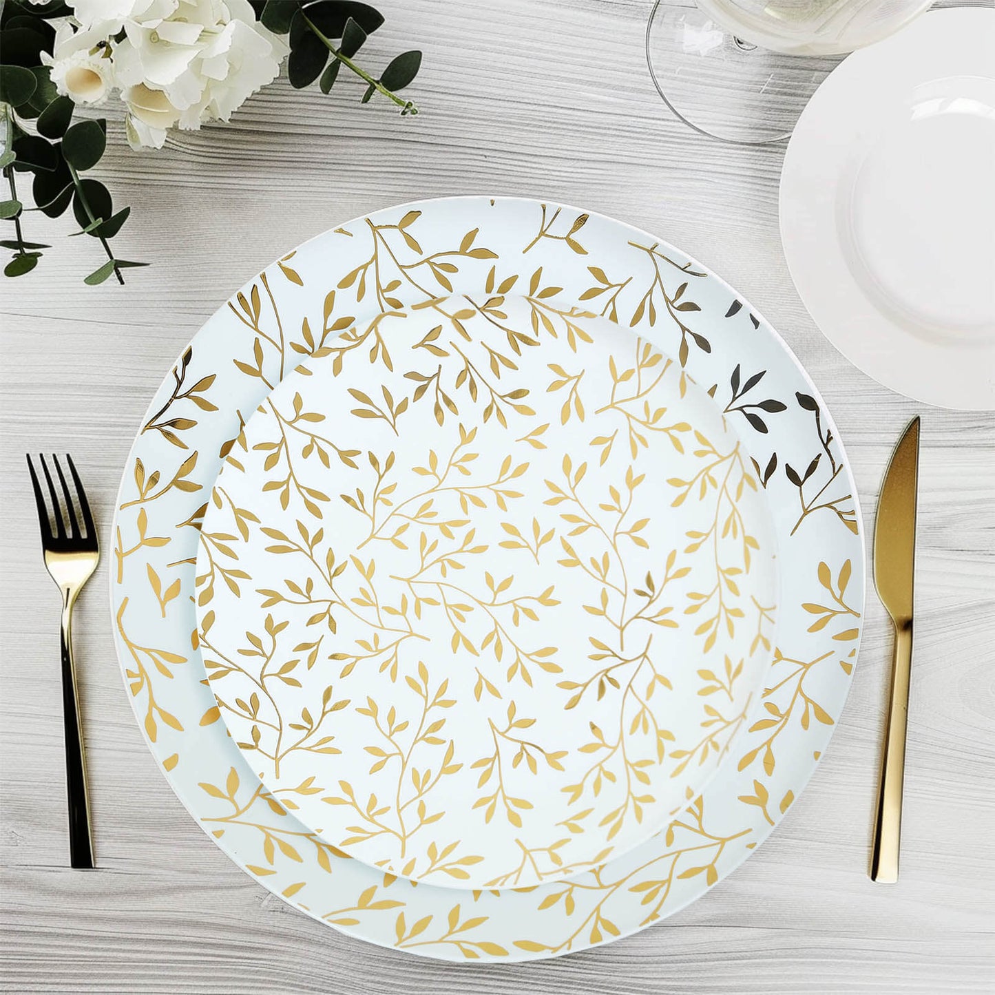 10 Pack White Round Plastic Dessert Plates with Gold Leaf Design, 8" Heavy Duty Disposable Salad Party Plates