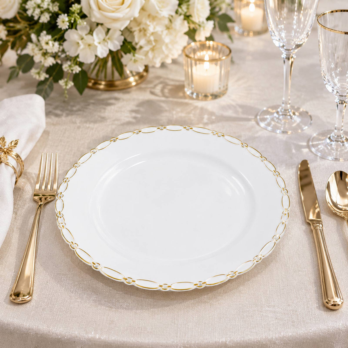 20 Pack White Plastic Dinner Plates, 10" Round with Gold Interlocking Chain Rim - Disposable Party P