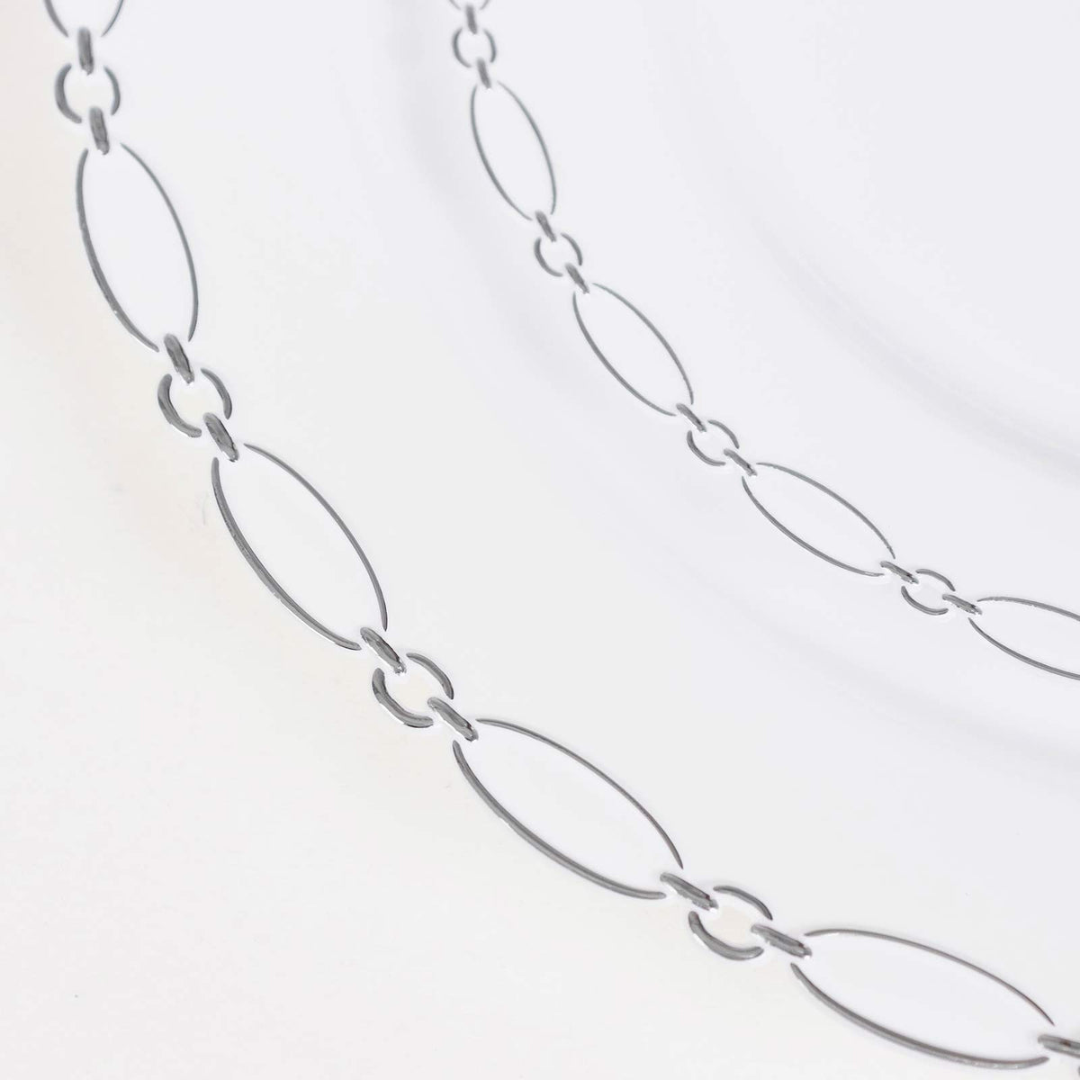 20 Pack White Plastic Dessert Plates, 7" Round with Silver Interlocking Chain Rim - Disposable Appet
