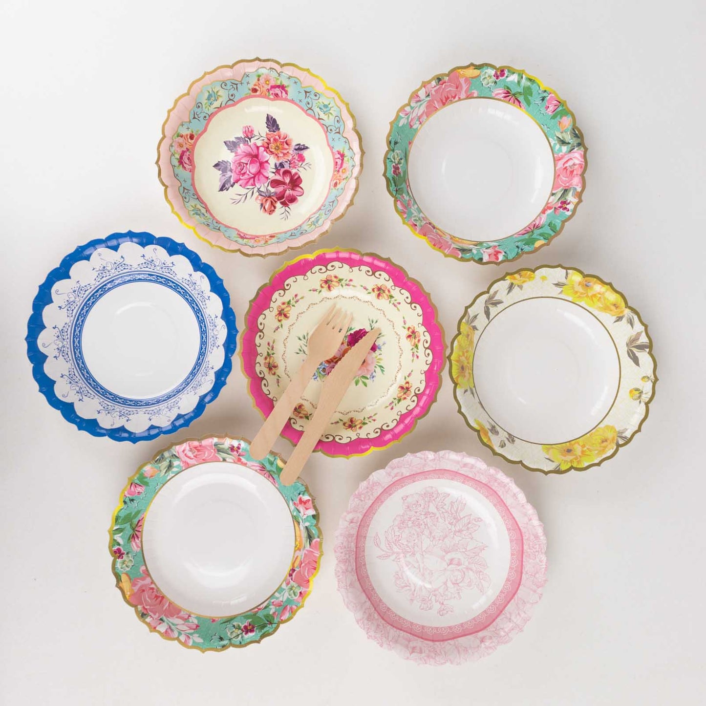 24 Pack Vintage Mixed Floral Party Snack Bowls With Scalloped Edge, 7" Round Disposable Dessert Salad Paper Bowls - 300GSM