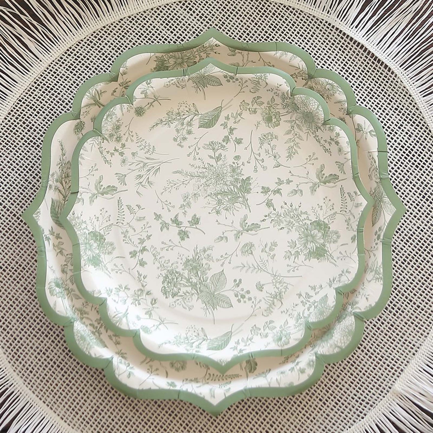 25 Pack Sage Green Disposable Party Plates in French Toile Floral Pattern, 10" Paper Dinner Plates with Scalloped Rims - 300 GSM