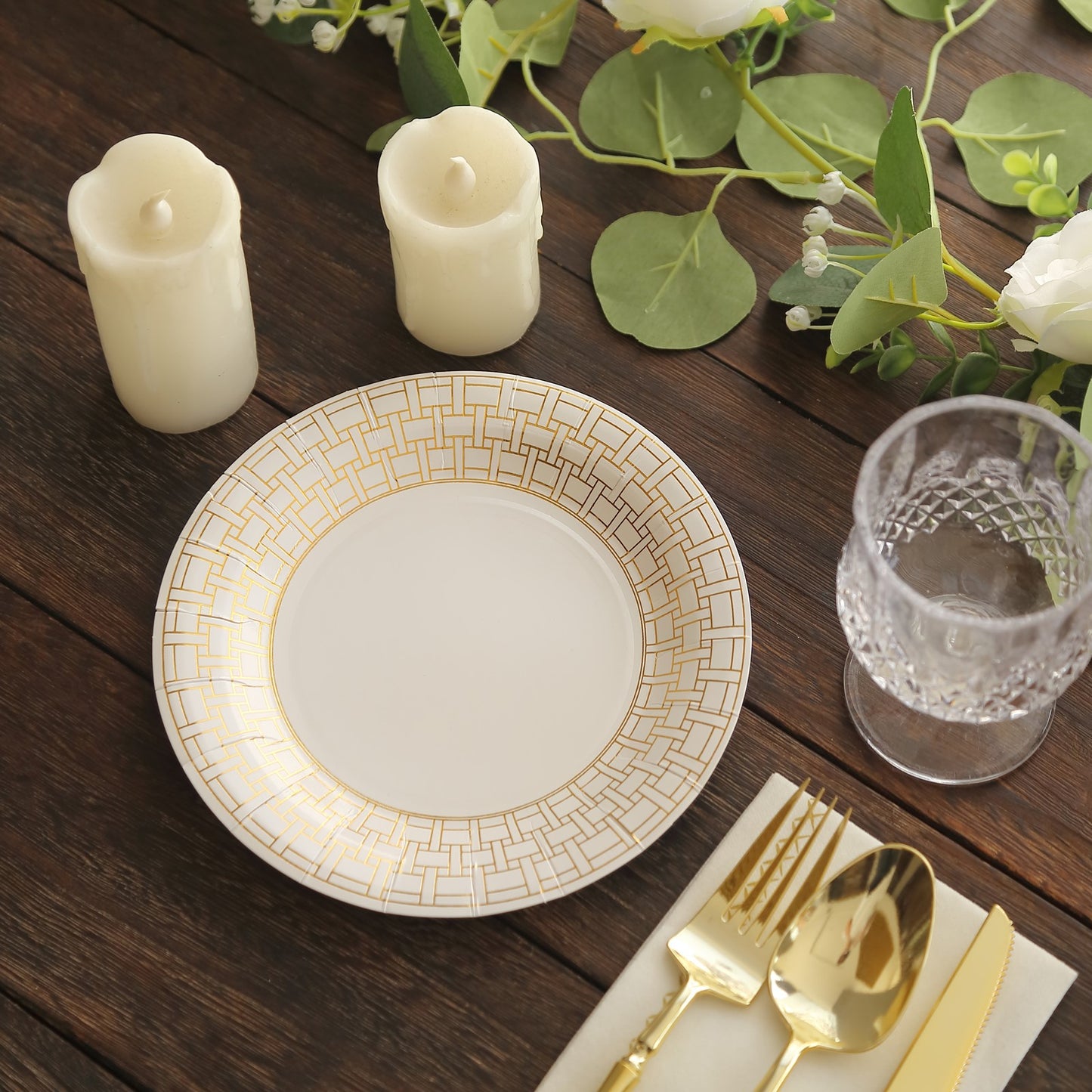 25 Pack White Disposable Salad Plates With Gold Basketweave Pattern Rim, 7" Round Appetizer Dessert Paper Plates