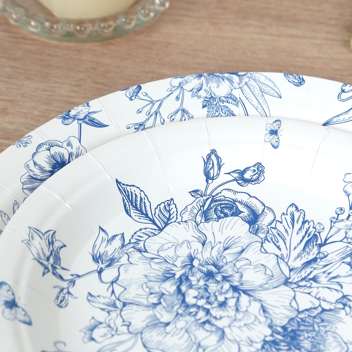 50 Pcs White Blue Vintage Floral Disposable Plates with French Toile Pattern, Round Dinner and Dessert Paper Plates - 7",9"