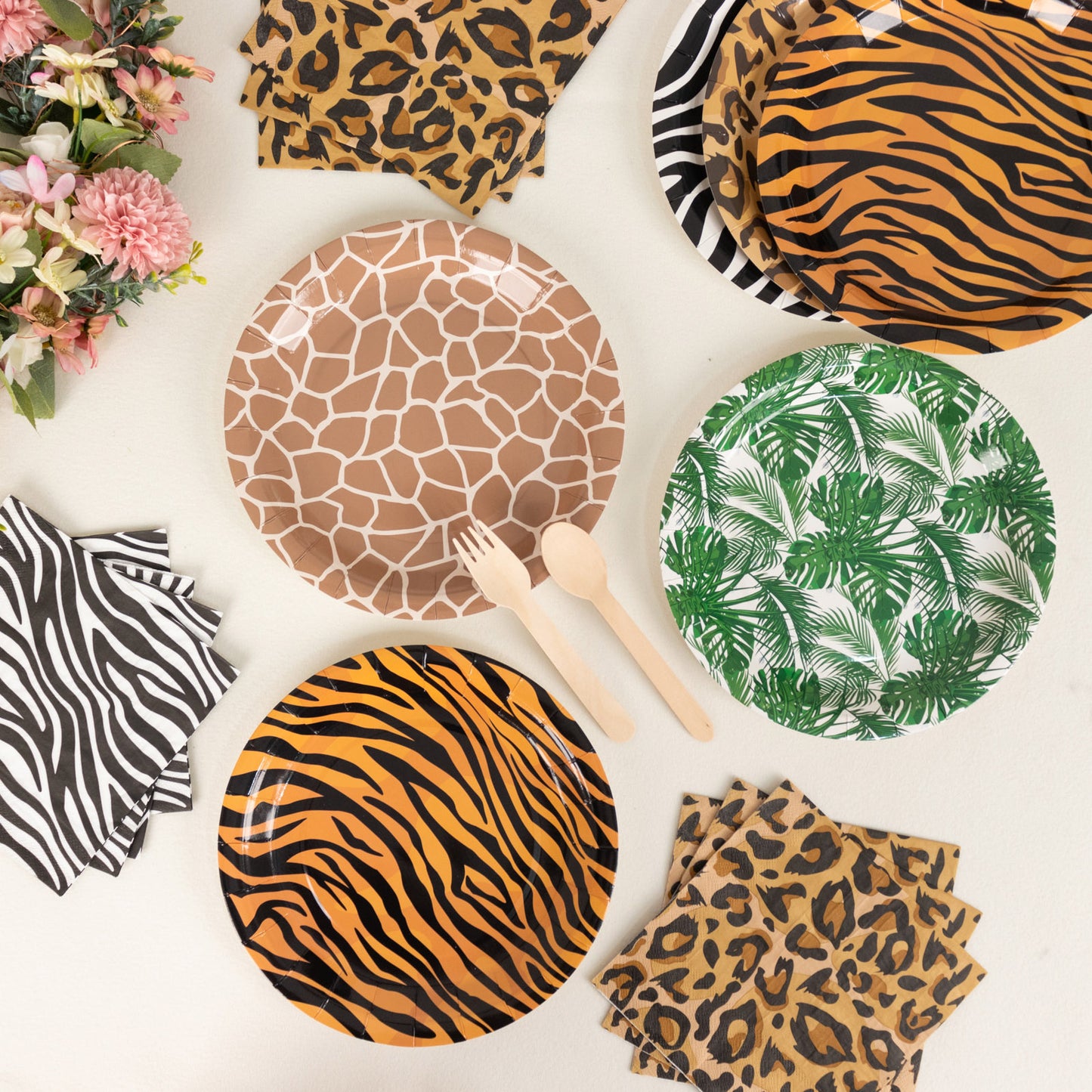 60 Pcs Animal Safari Print Disposable Dinnerware Set, Jungle Theme Paper Plates and Napkins Party Supplies - Serves 30