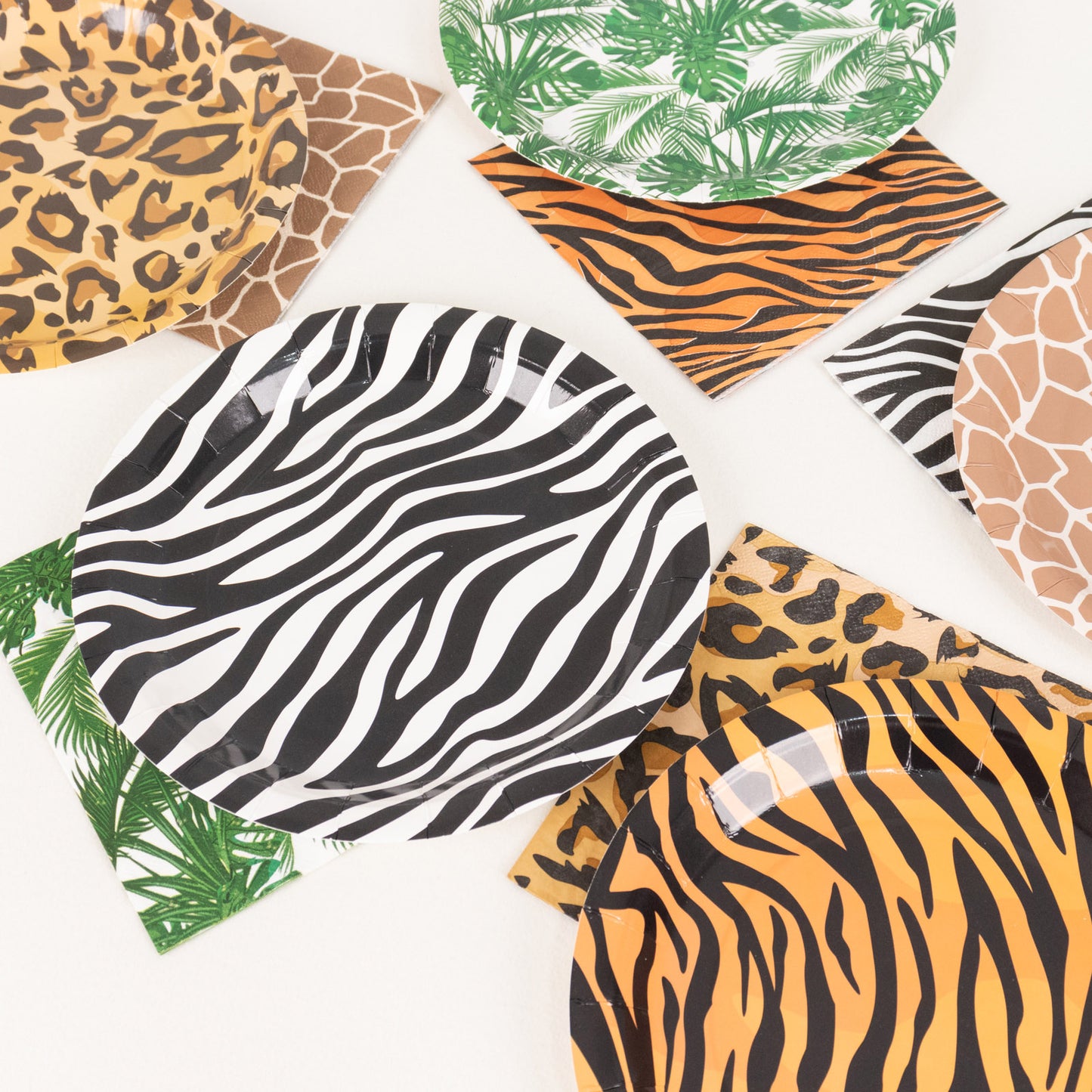 60 Pcs Animal Safari Print Disposable Dinnerware Set, Jungle Theme Paper Plates and Napkins Party Supplies - Serves 30