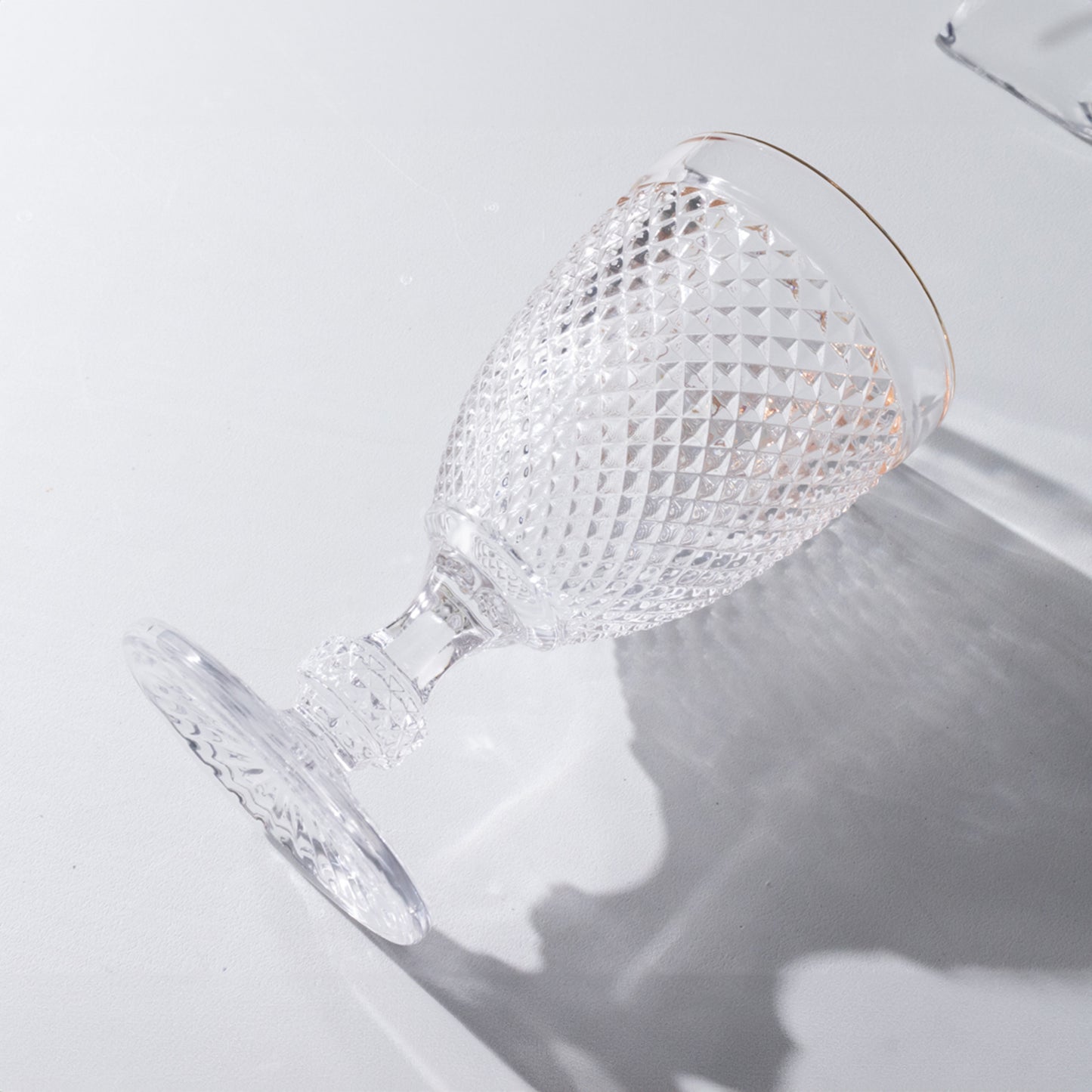 6 Pack Crystal Diamond Embossed Wine Goblet Glasses with Gold Rim, 8oz Vintage Clear Cocktail Glasses Short Stem Water Goblets - 6"