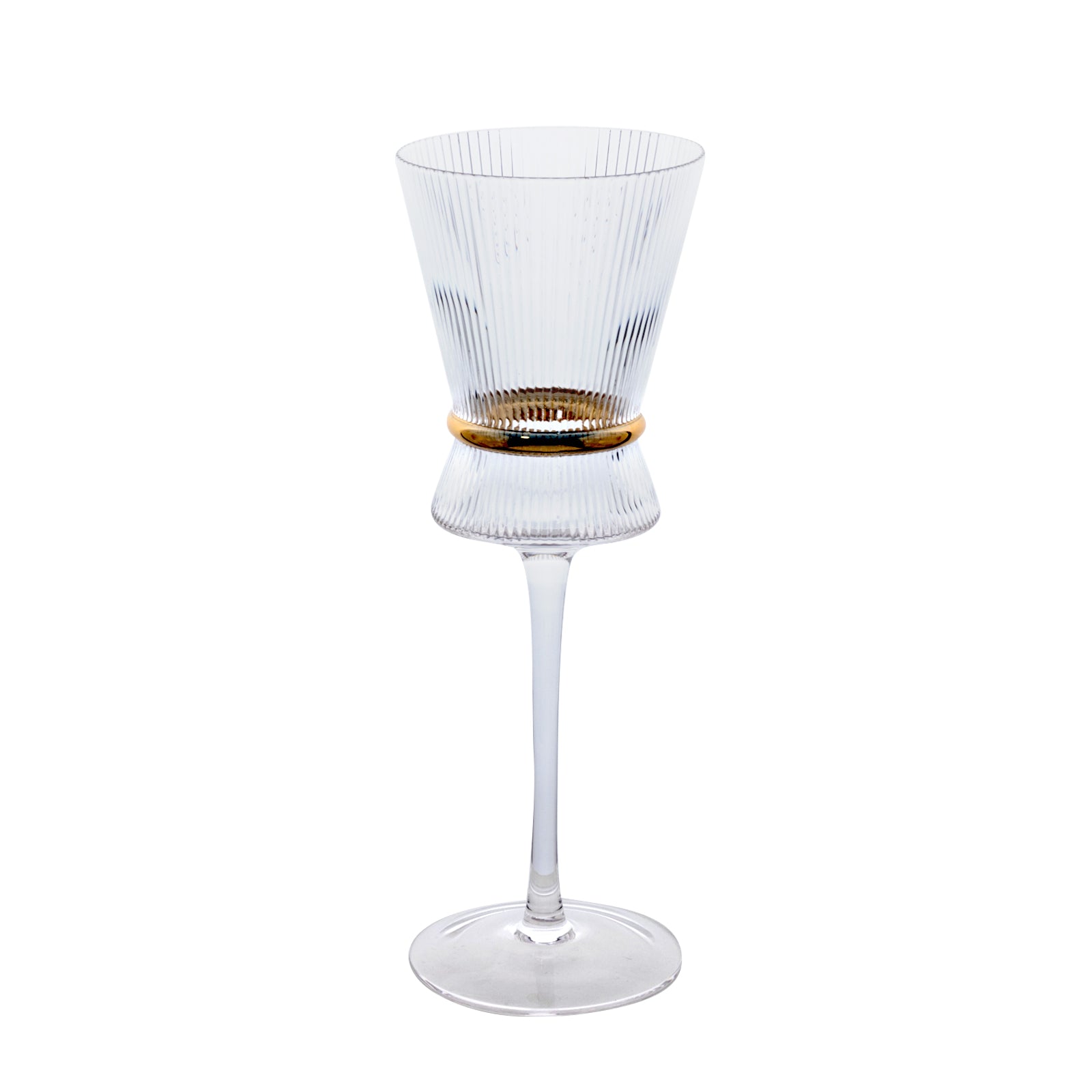Clear wine glass with ribbed design and gold ring accent, 9oz capacity.