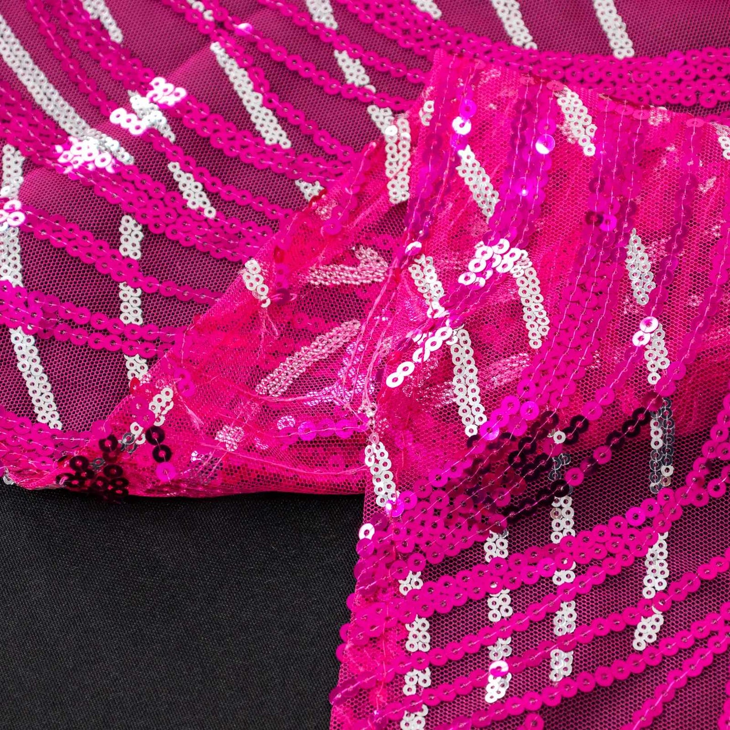 72"x72" Fuchsia Silver Wave Mesh Square Table Overlay With Embroidered Sequins