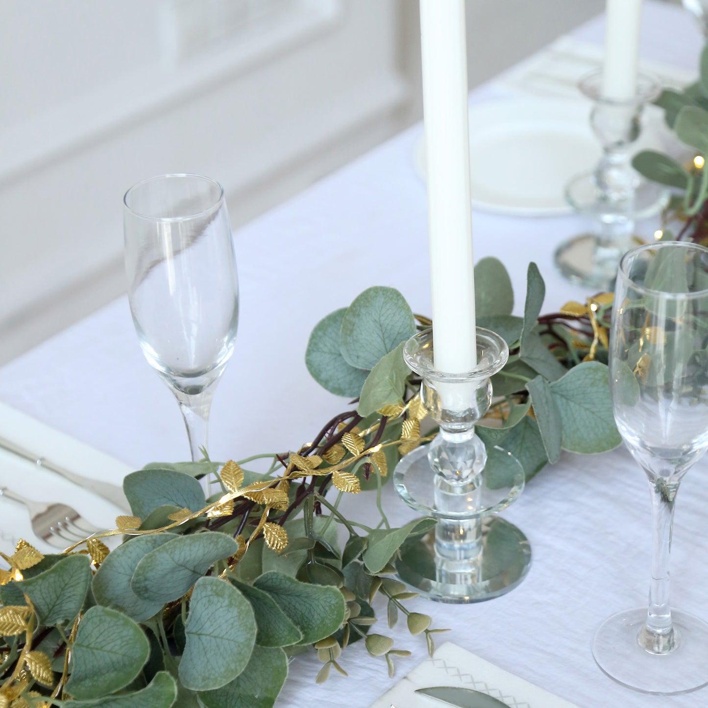 15ft Warm White 40 LED Metallic Gold Leaf String Lights Hanging Vine, Decorative Battery Operated Fairy Lights Rose Leaf Garland