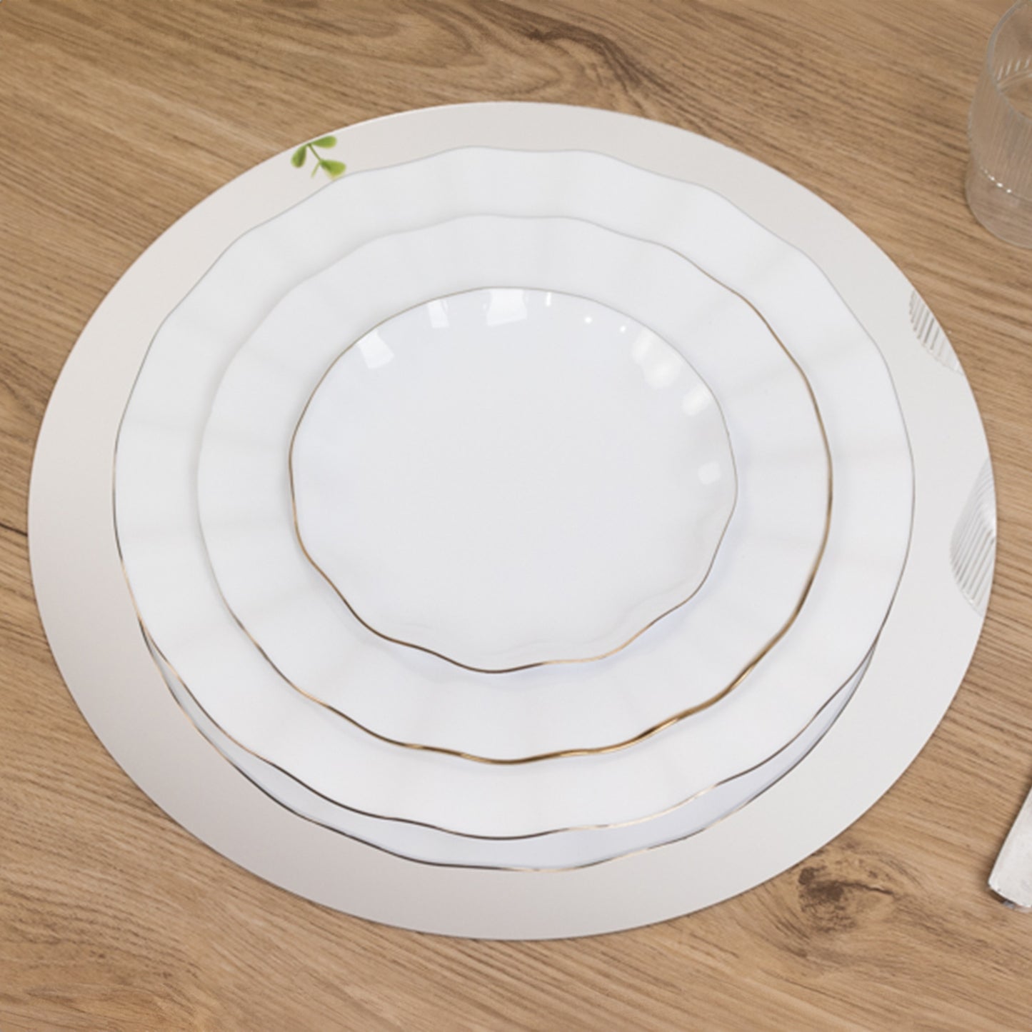 10 Pack Silver Round Acrylic Mirror Tray Centerpiece Bases, Large Circle Mirror Candle Plates for Decoration - 14"