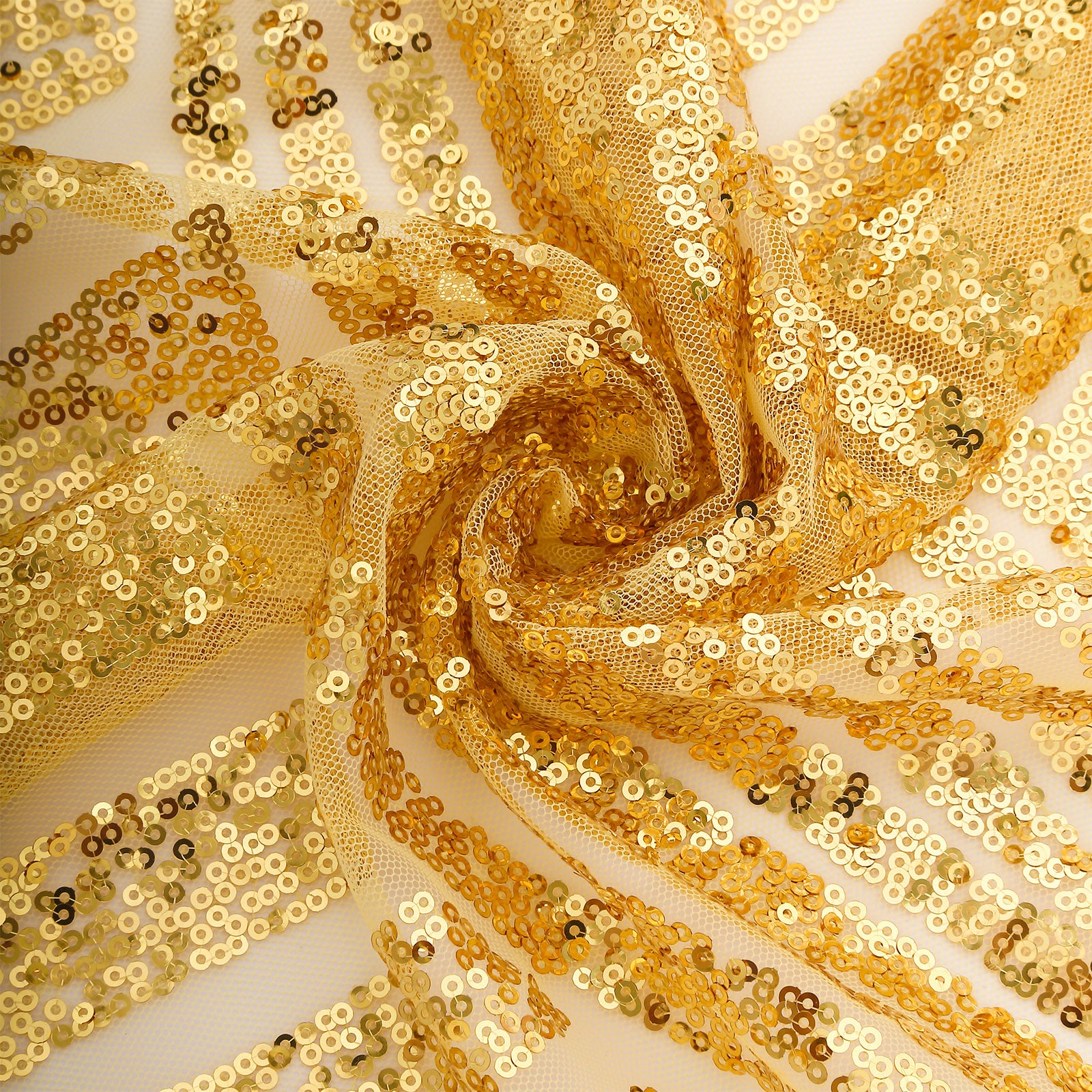 Gold geometric diamond glitz sequin cloth napkins for elegant dining.