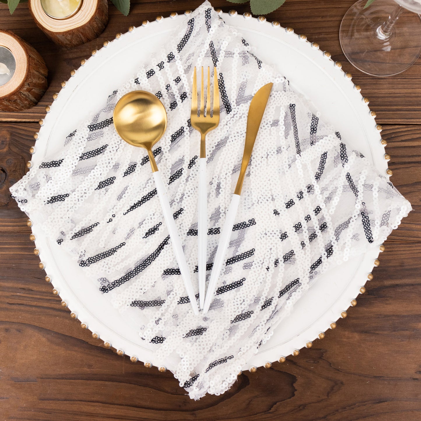 White And Black Cloth Dinner Napkin With Wave Embroidered Sequins, Decorative Reusable Mesh Napkin - 20"x20"