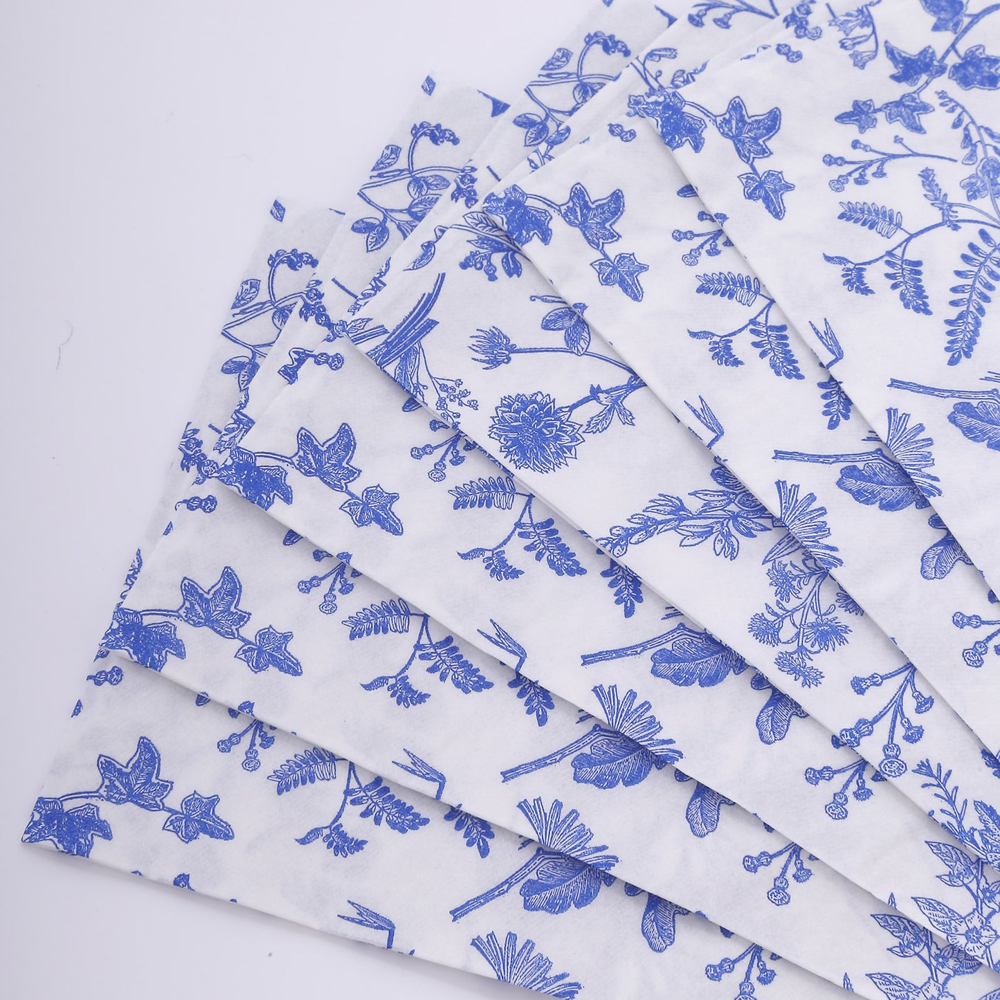 20 Pack White Blue 2-Ply Disposable Party Napkins in French Toile Pattern, Highly Absorbent Soft Disposable Dinner Napkins