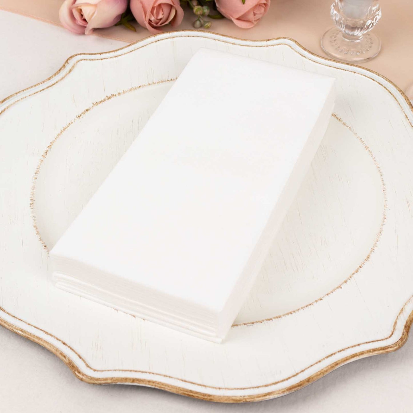 20 Pack White Linen-Feel Paper Napkins, Premium Cloth-Like Airlaid Dinner Napkins, Disposable Soft and Absorbent Guest Towels