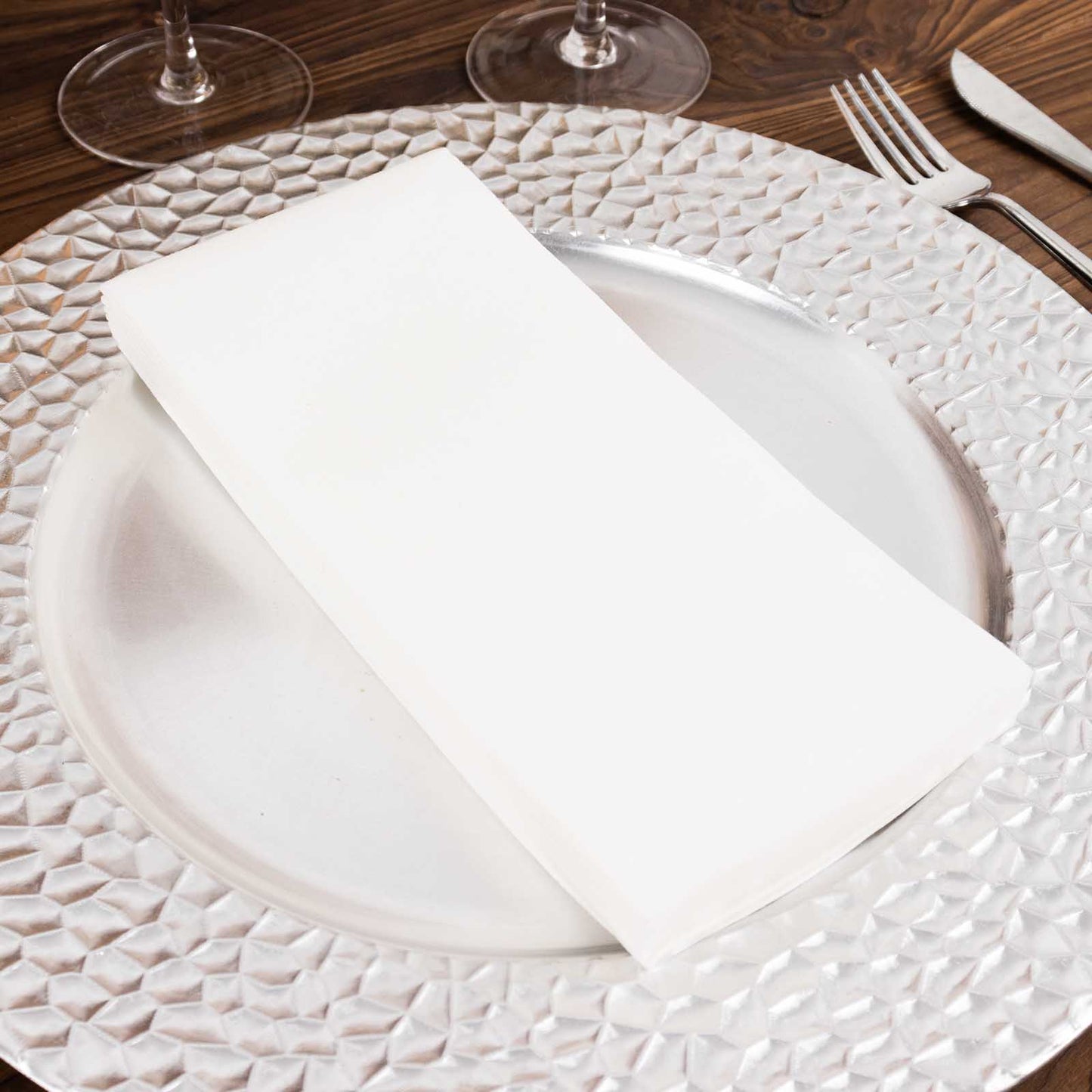 20 Pack White Linen-Feel Paper Napkins, Premium Cloth-Like Airlaid Dinner Napkins, Disposable Soft and Absorbent Guest Towels