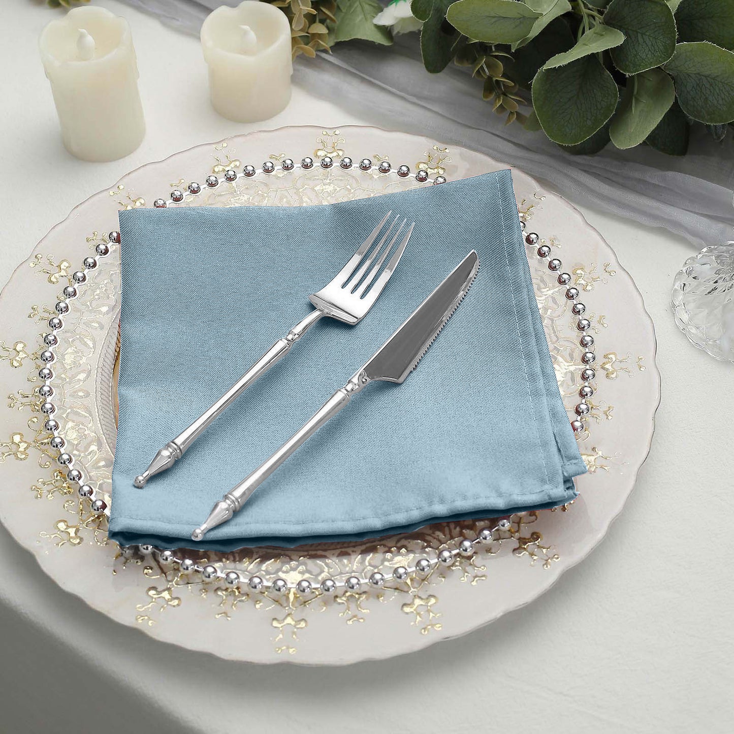 17 Inch x 17 Inch Cloth Dinner Napkins in Dusty Blue Seamless Wrinkle Resistant 5 Pack