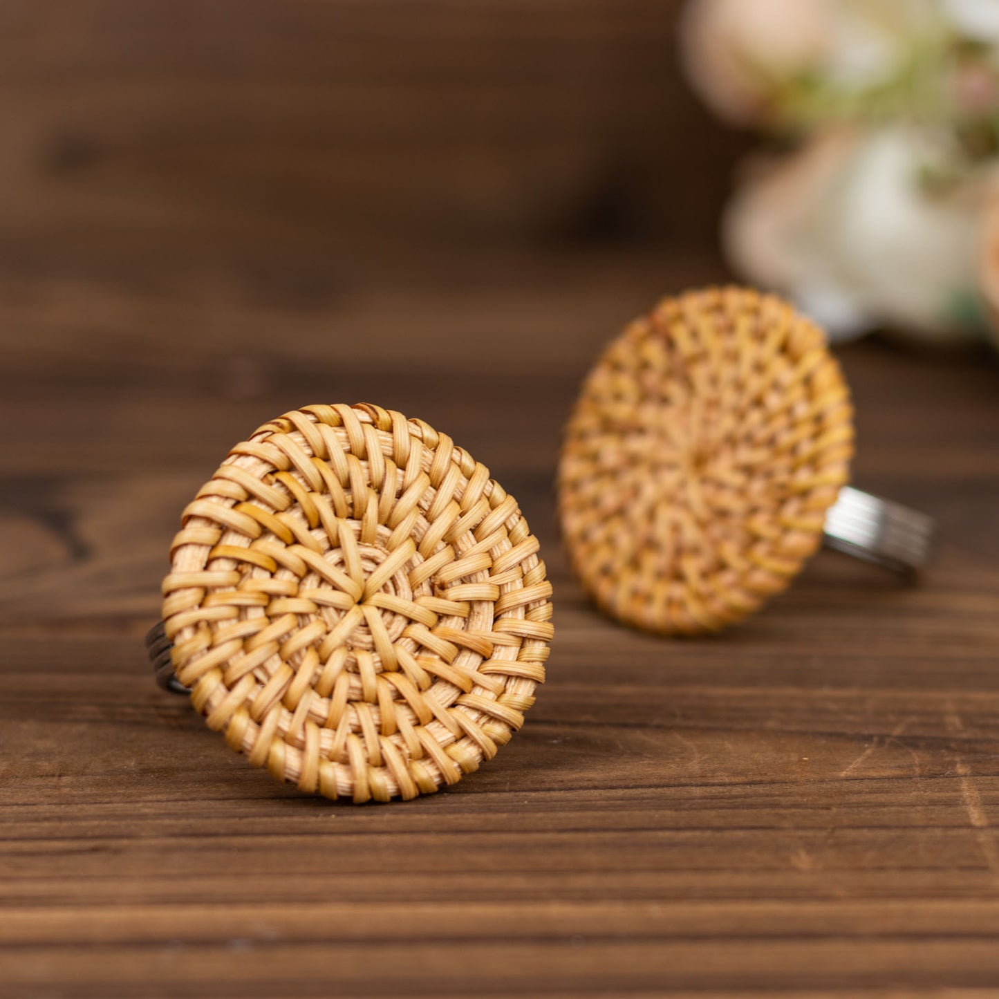 4 Pack | 2" Natural Rustic Style Jute Rattan Metal Napkin Rings, Handmade Boho Chic Woven Serviette Buckle Holders