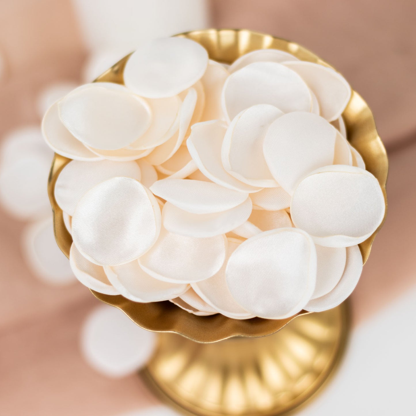 400 Pack | Shiny Ivory Silk Rose Petals, Artificial Flower Petal Round Table Confetti