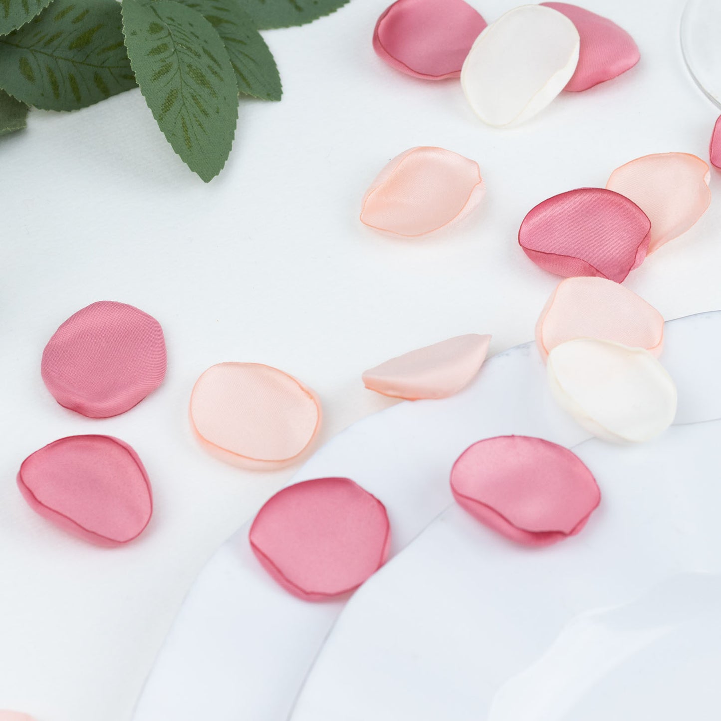 400 Pack Matte Blush Ivory Mix Silk Rose Petals, Artificial Flower Petal Round Table Confetti