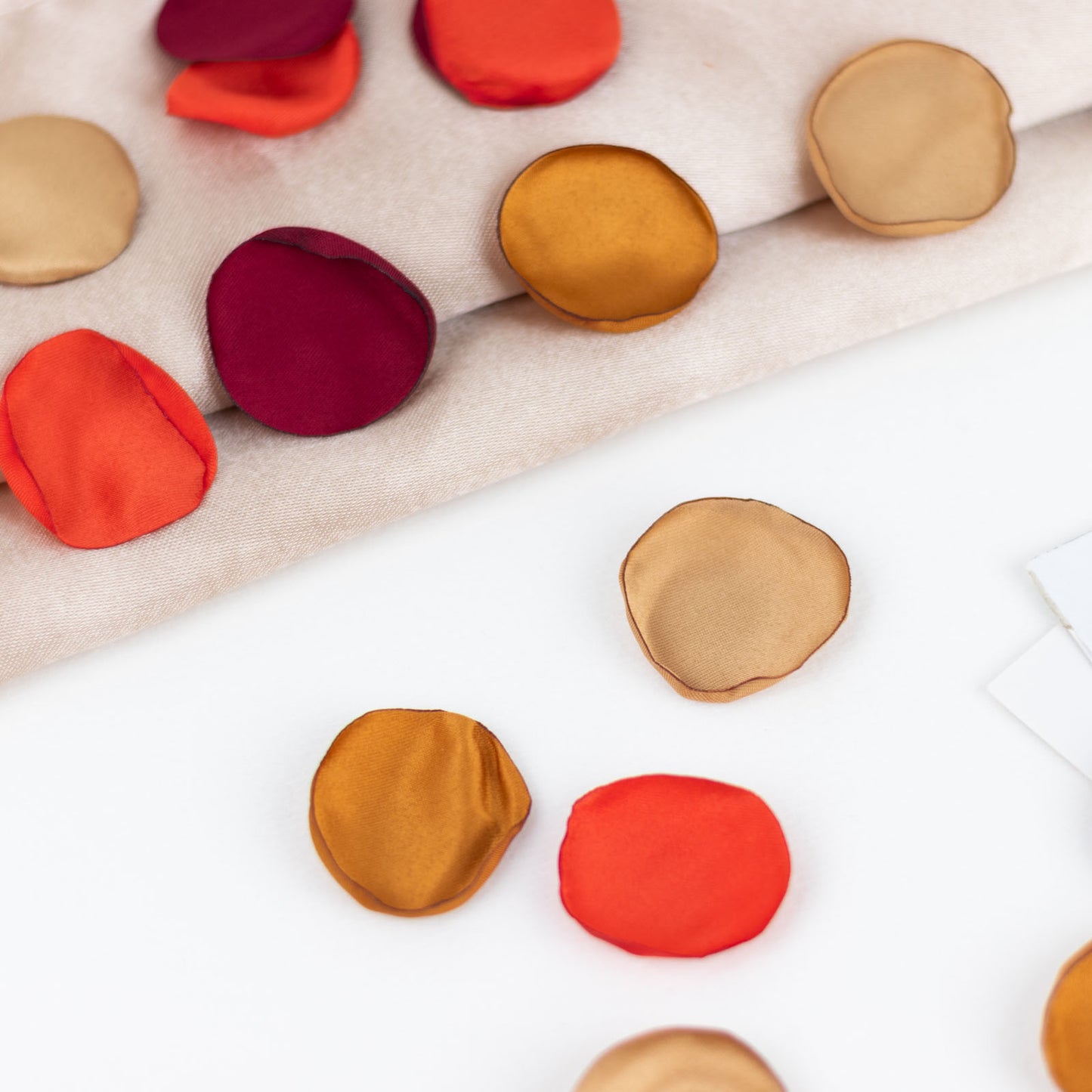 400 Pack | Matte Terracotta Bronze Mix Silk Rose Petals, Artificial Flower Petal Round Table Confetti