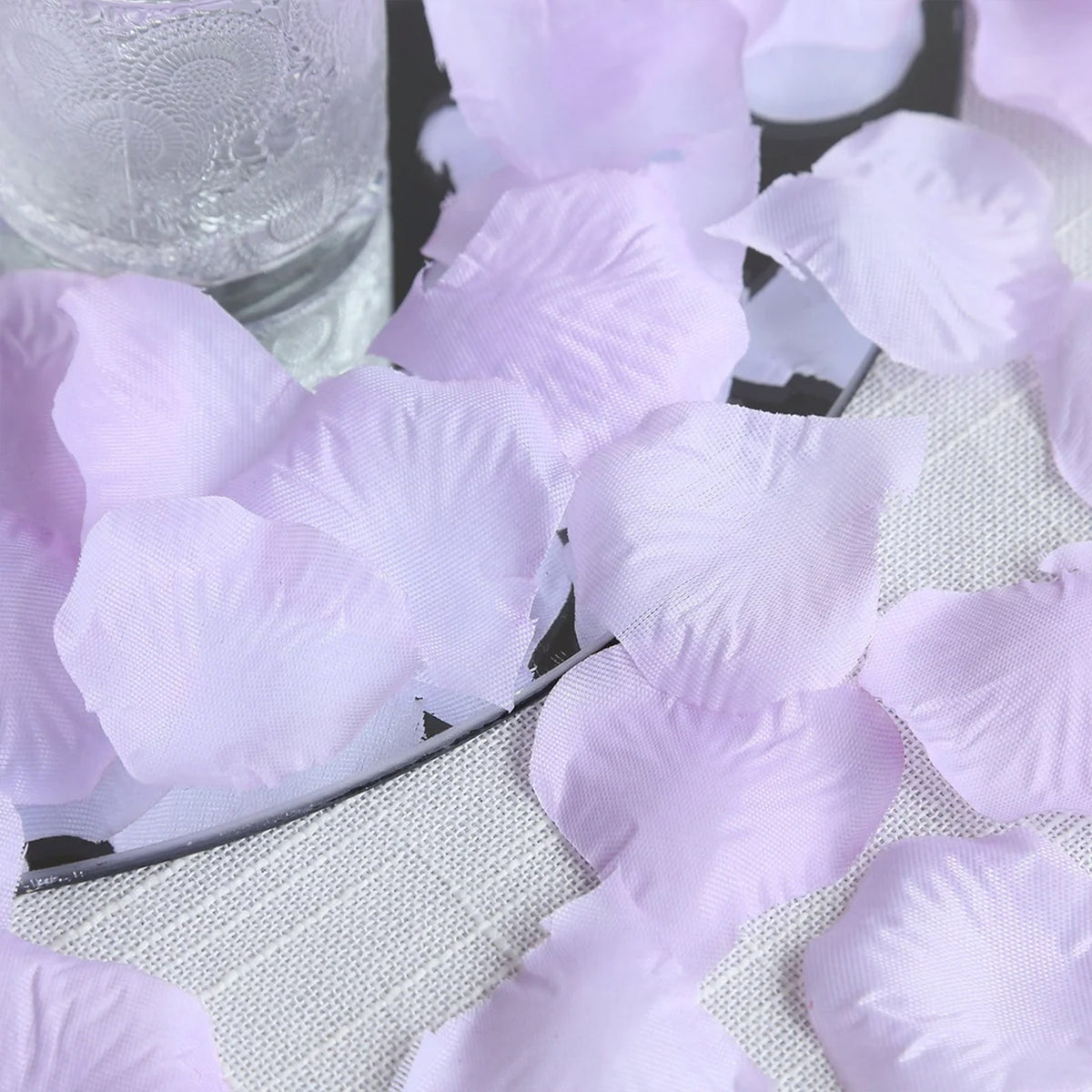 2000 Pack Silk Rose Petals Confetti, Lavender Lilac – Round Decorative Scatters for Tables