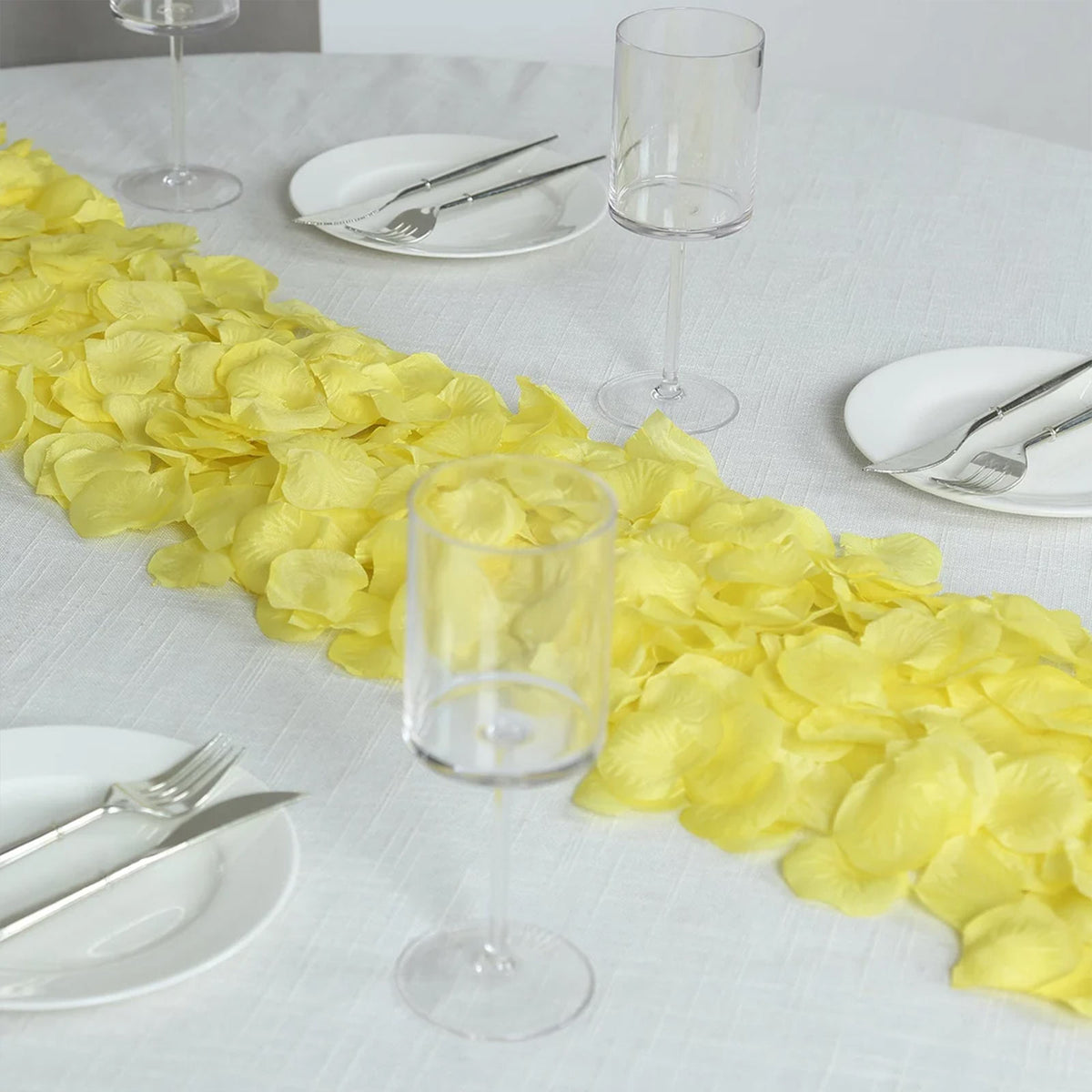 2000 Pack Silk Rose Petals Confetti, Yellow – Round Decorative Scatters for Tables