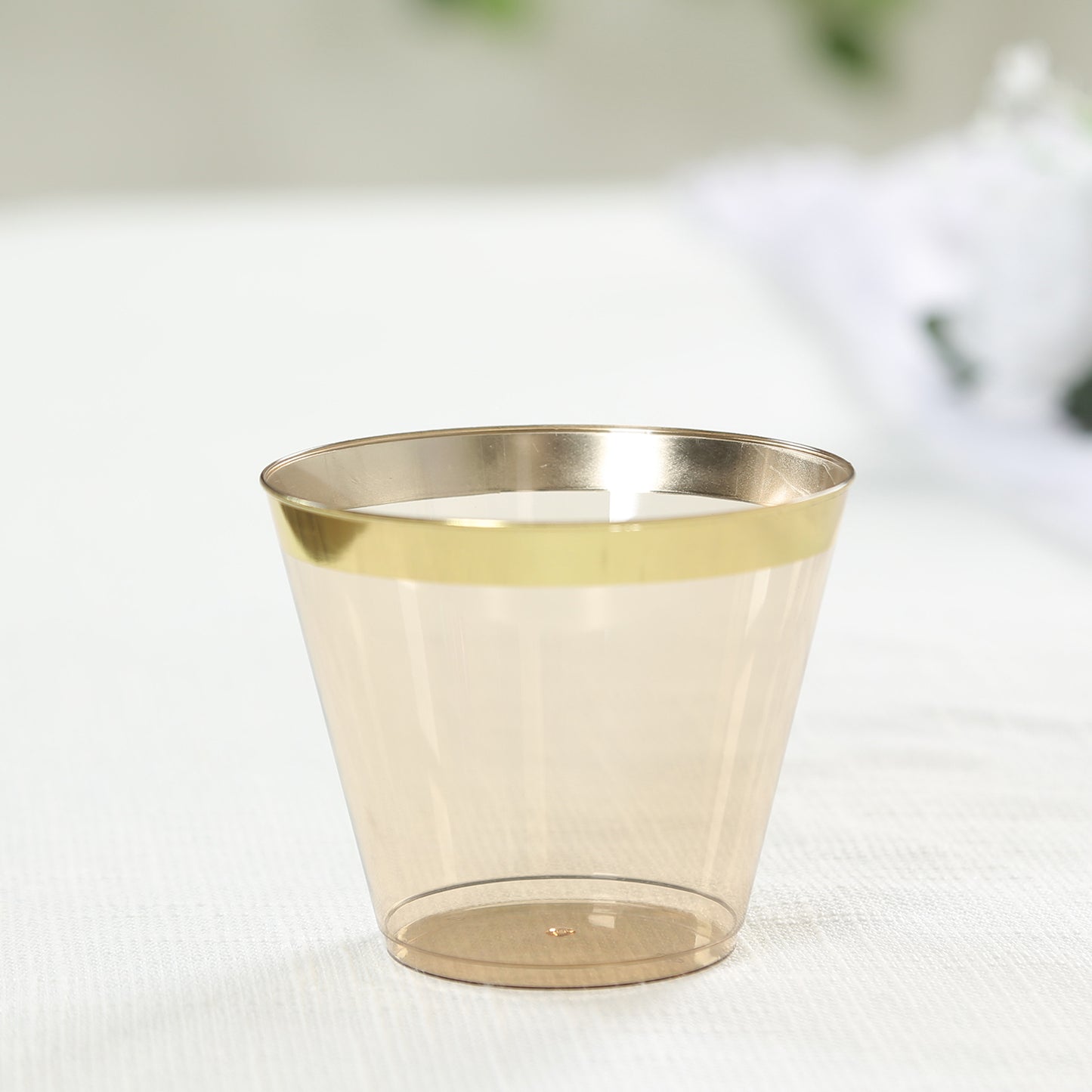 25 Pack 9oz Amber Gold Disposable Tumbler Glasses with Gold Rim, Short Crystal Plastic Party Cups