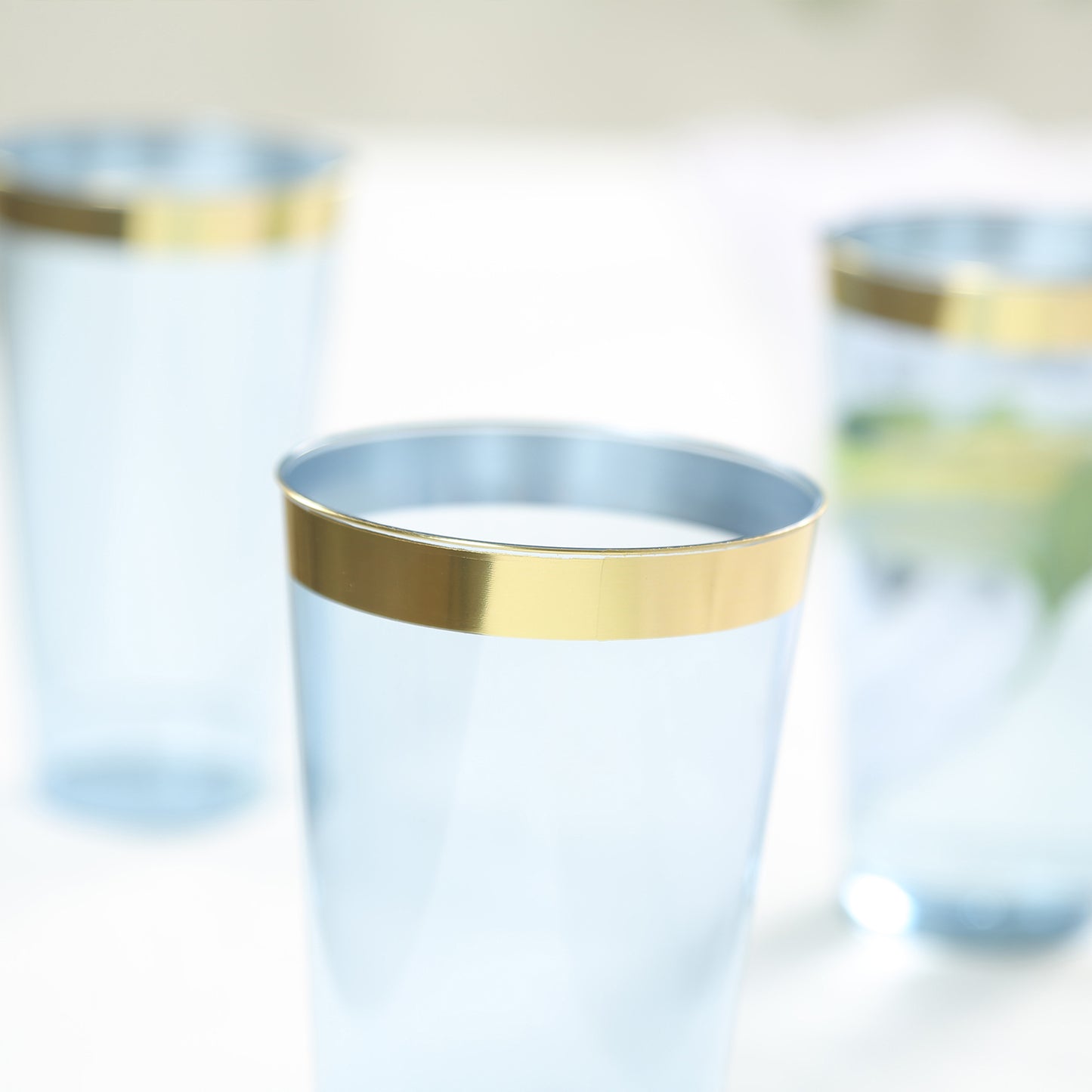 12 Pack Transparent Dusty Blue Plastic Cups Drinking Tumblers with Gold Rim, 17oz Disposable Party Cups - 5.5"