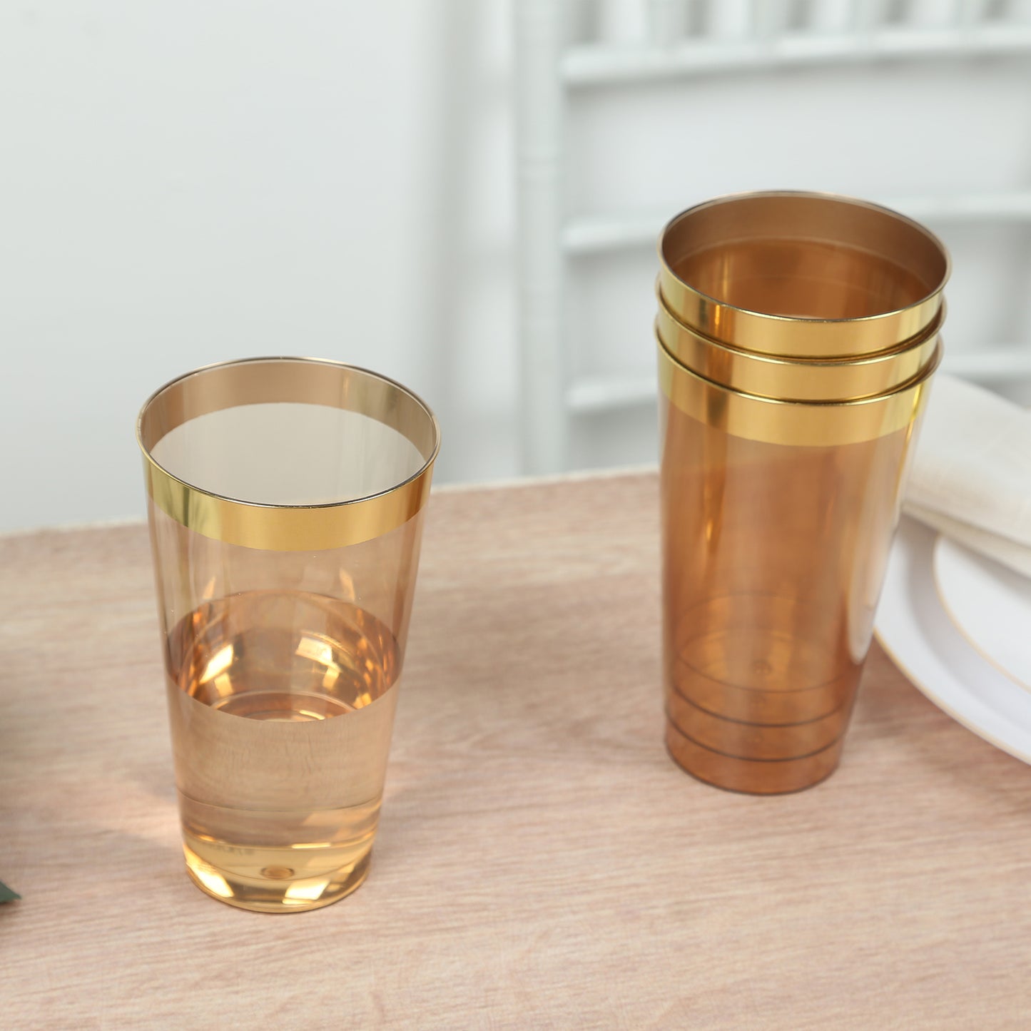 12 Pack Amber Gold Plastic Cups Drinking Tumblers with Gold Rim, 17oz Disposable Party Cups - 5.5"