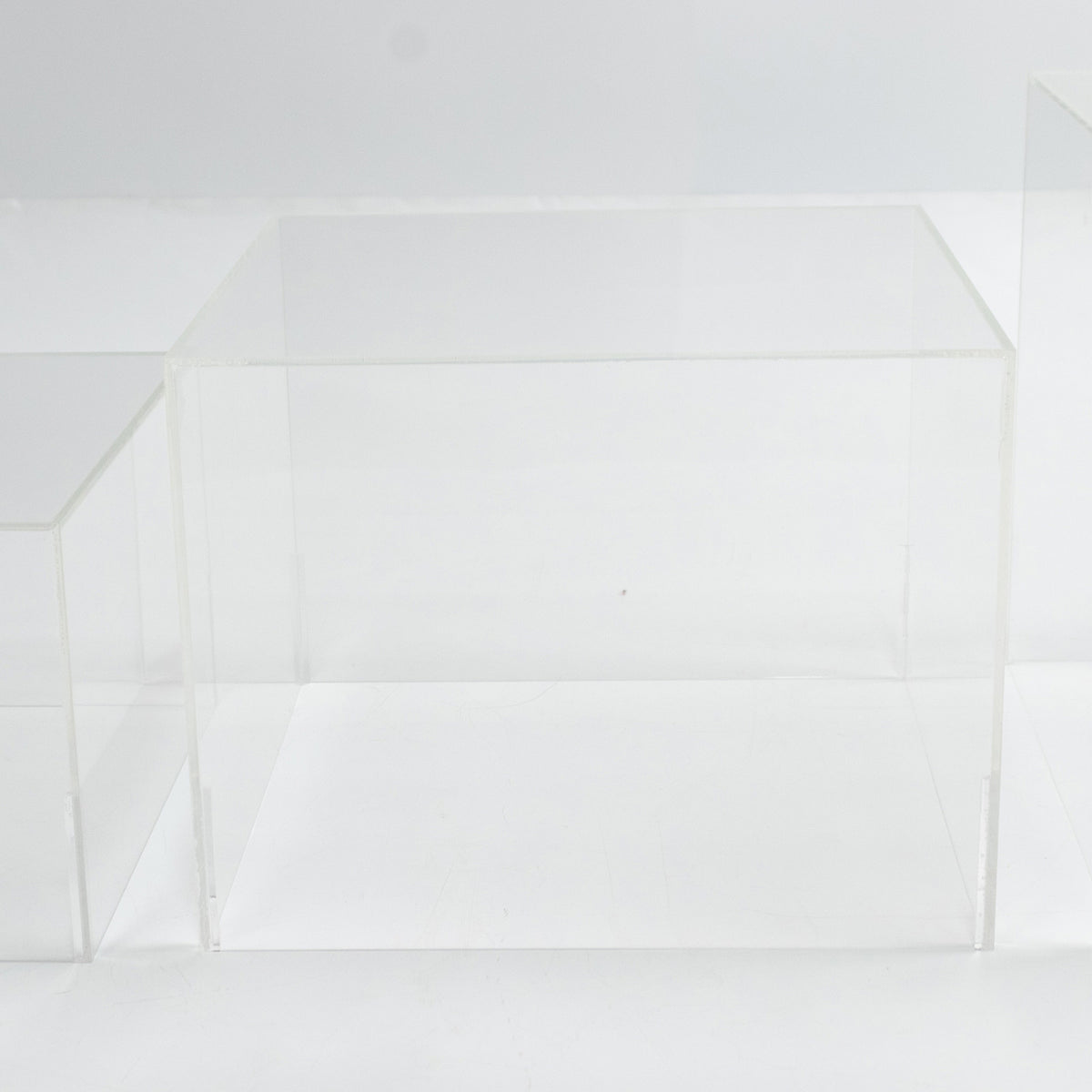 Set of 5 Square Acrylic Cake Risers, Clear Dessert Display Stands for Buffets & Events – 4"-12" Tall