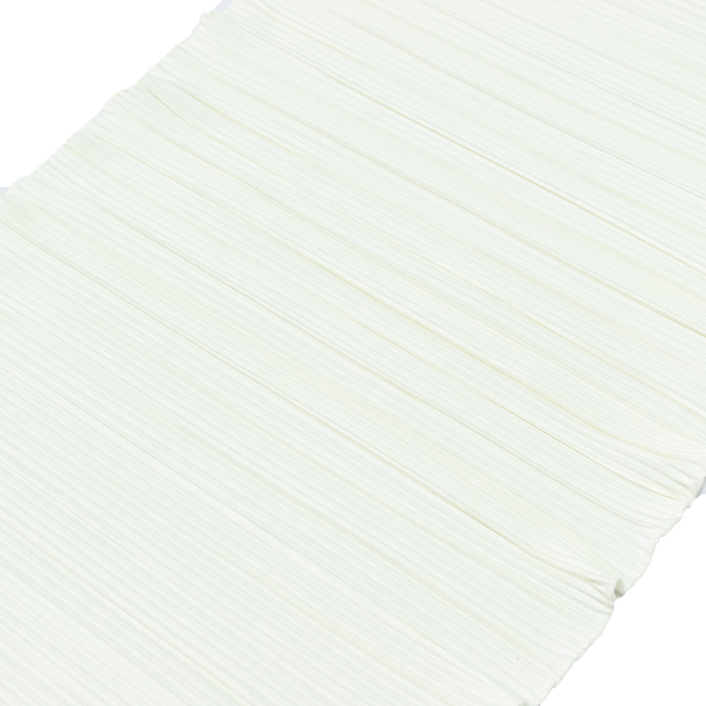 Ivory accordion pleated scuba table runner, wrinkle free and stain resistant.