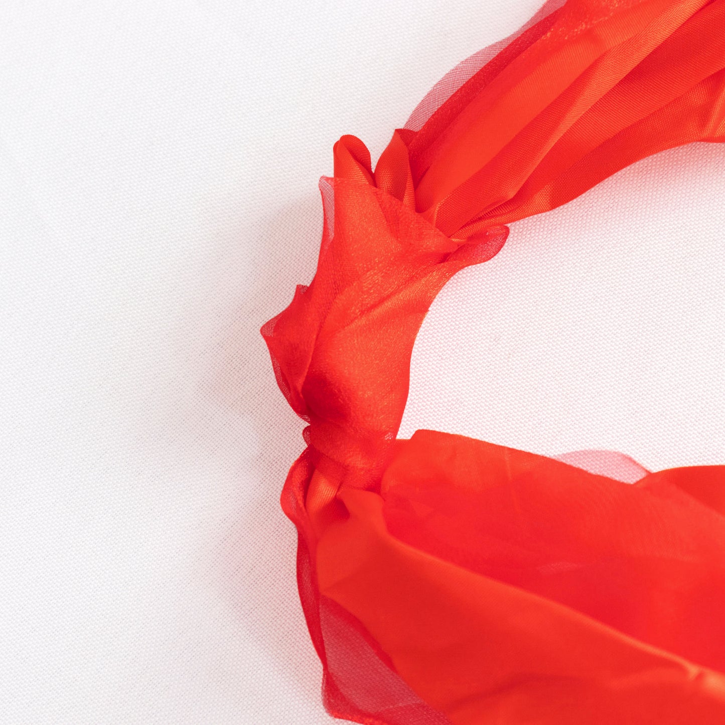 Red chiffon satin chair sashes in a 5 pack.