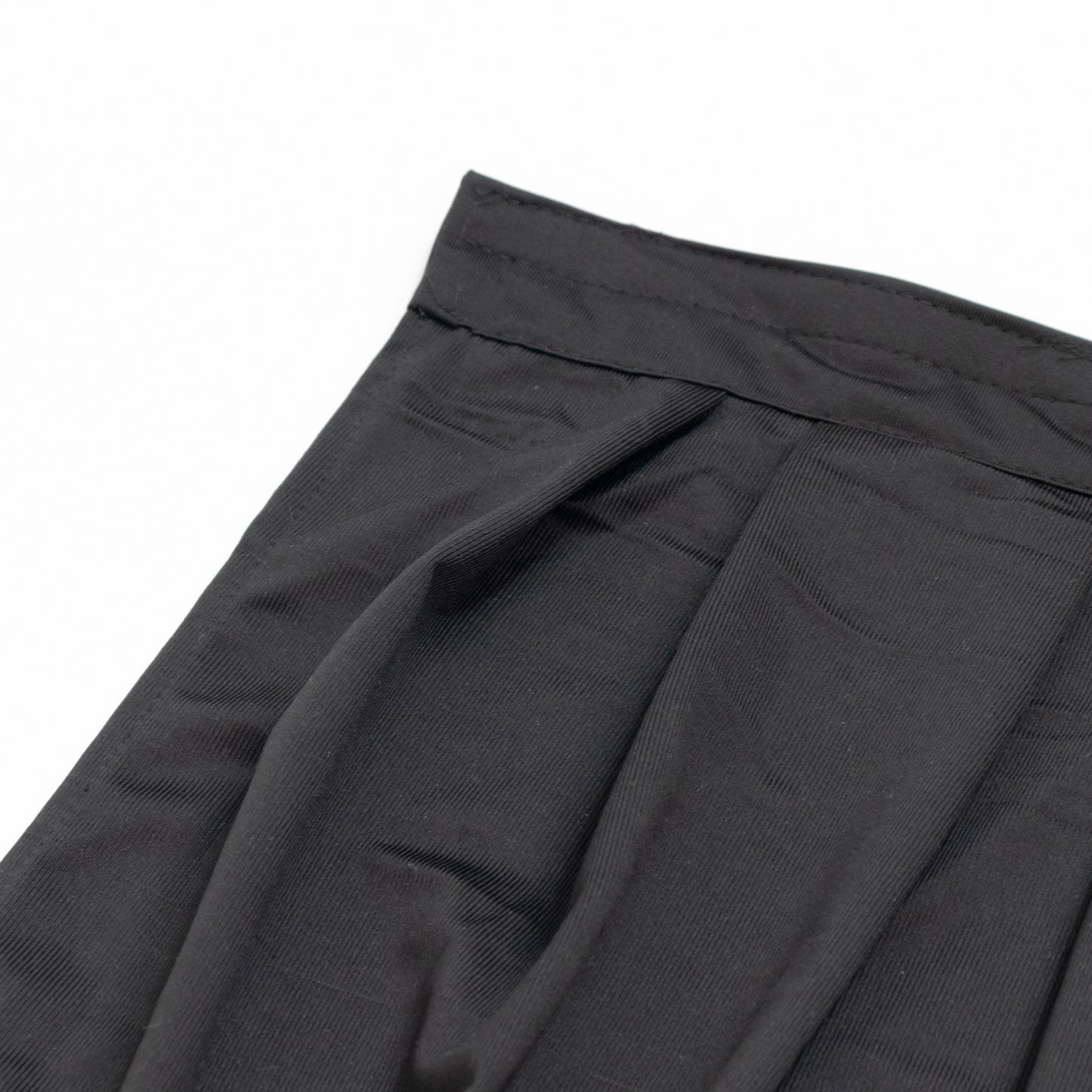 Portable Scuba Stage Skirt Black Shirred Pleated Stage Cover for Wedding & Event Platforms - Wrinkle