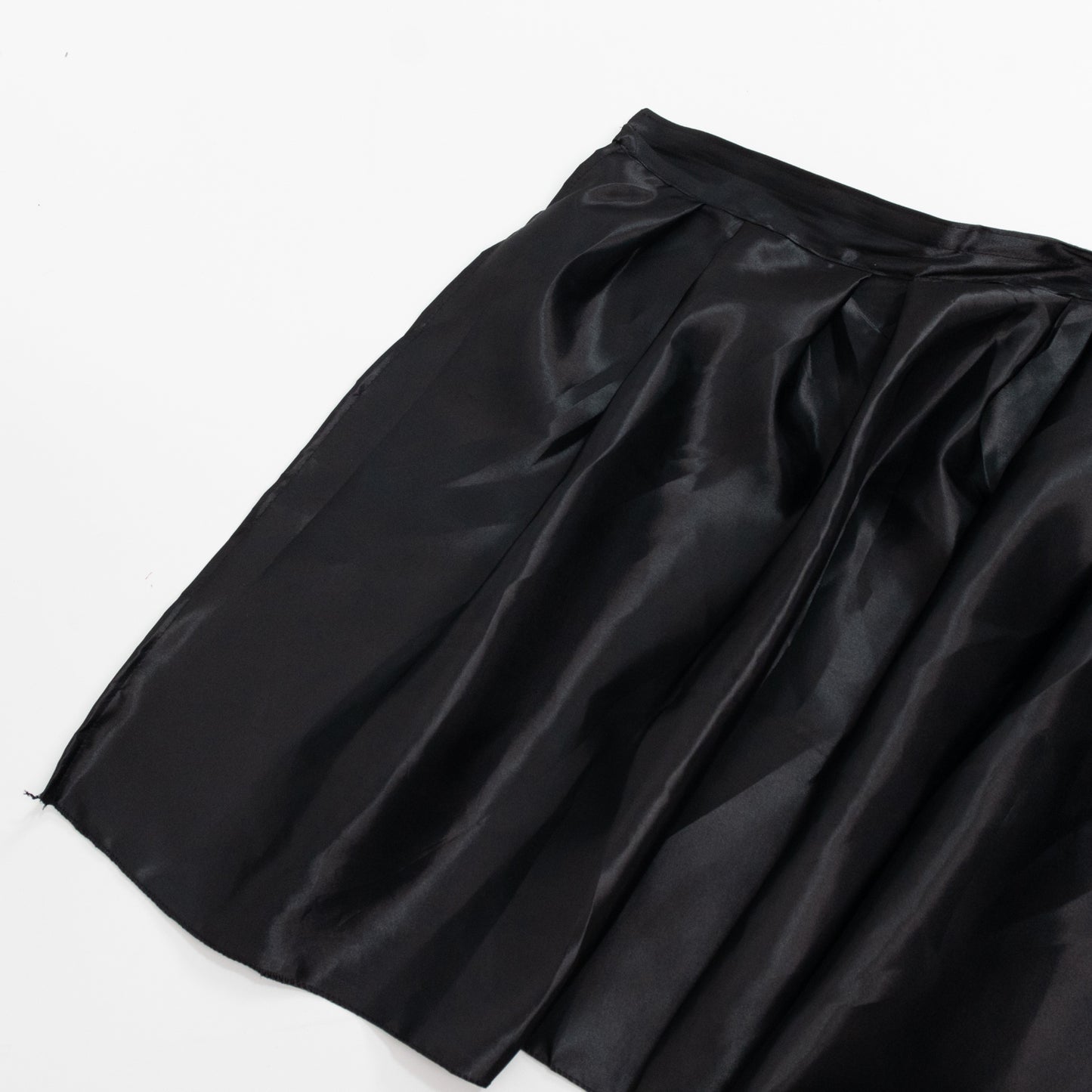 Portable Satin Stage Skirt Black Shirred Pleated Stage Cover for Wedding & Event Platforms - 24"x20f