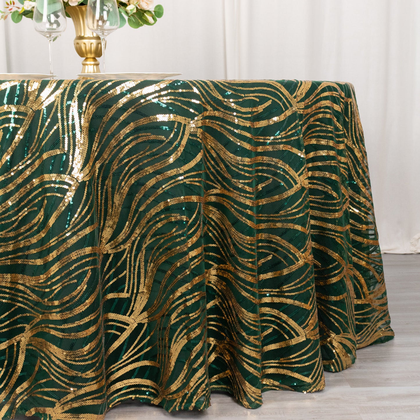 120" Hunter Emerald Green Gold Wave Mesh Round Tablecloth With Embroidered Sequins