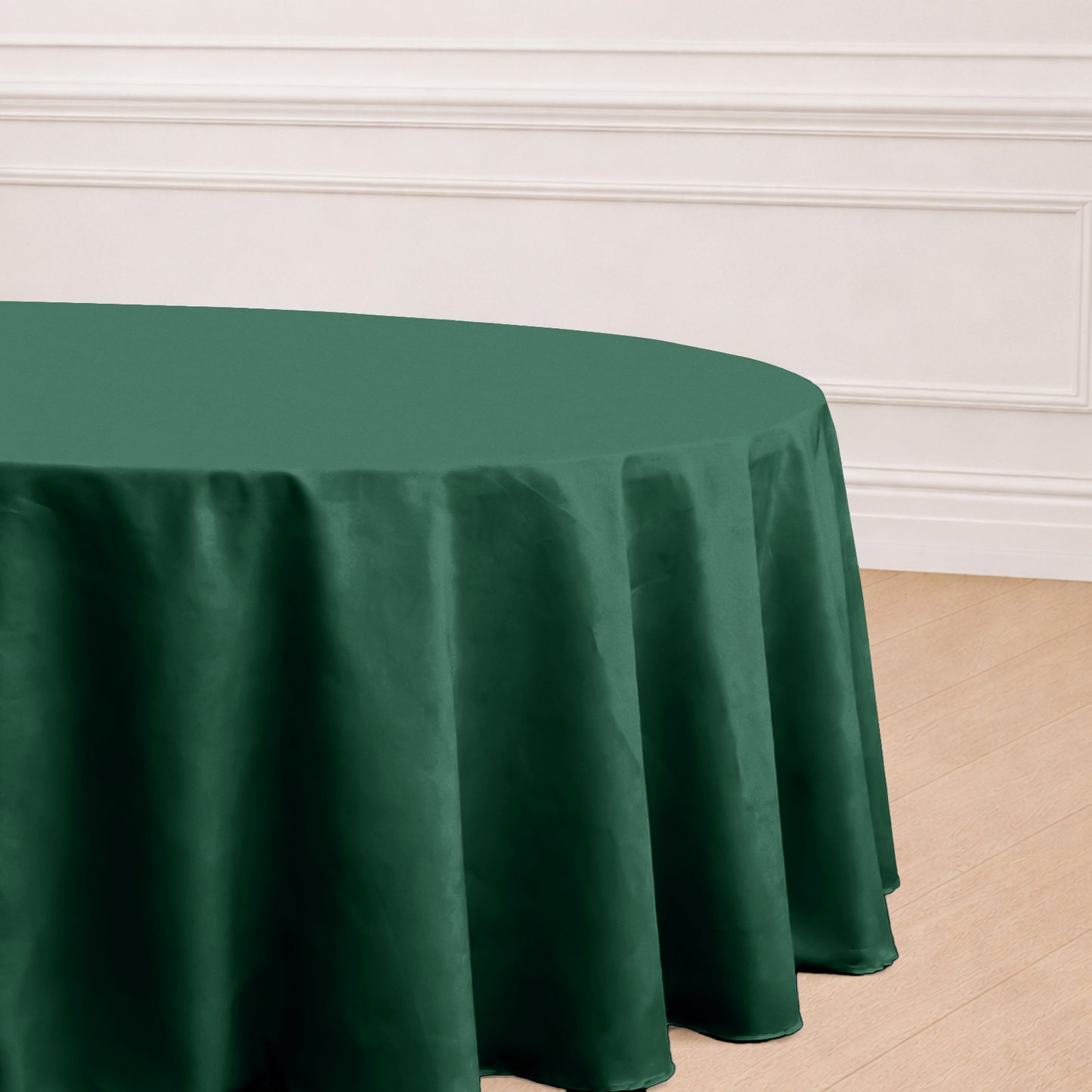 120" Hunter Emerald Green Seamless Polyester Round Tablecloth
