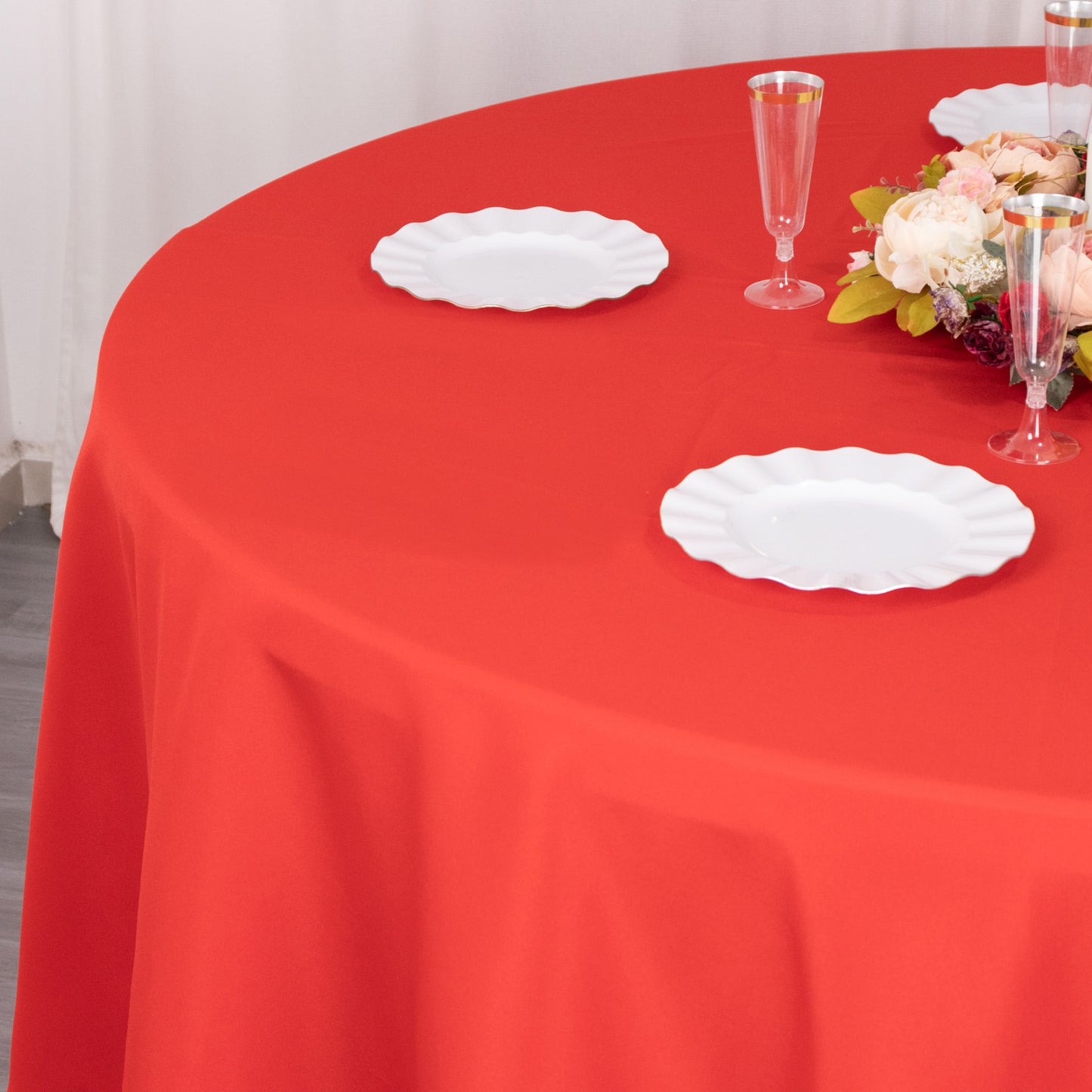 120" Red Seamless Premium Polyester Round Tablecloth - 220GSM