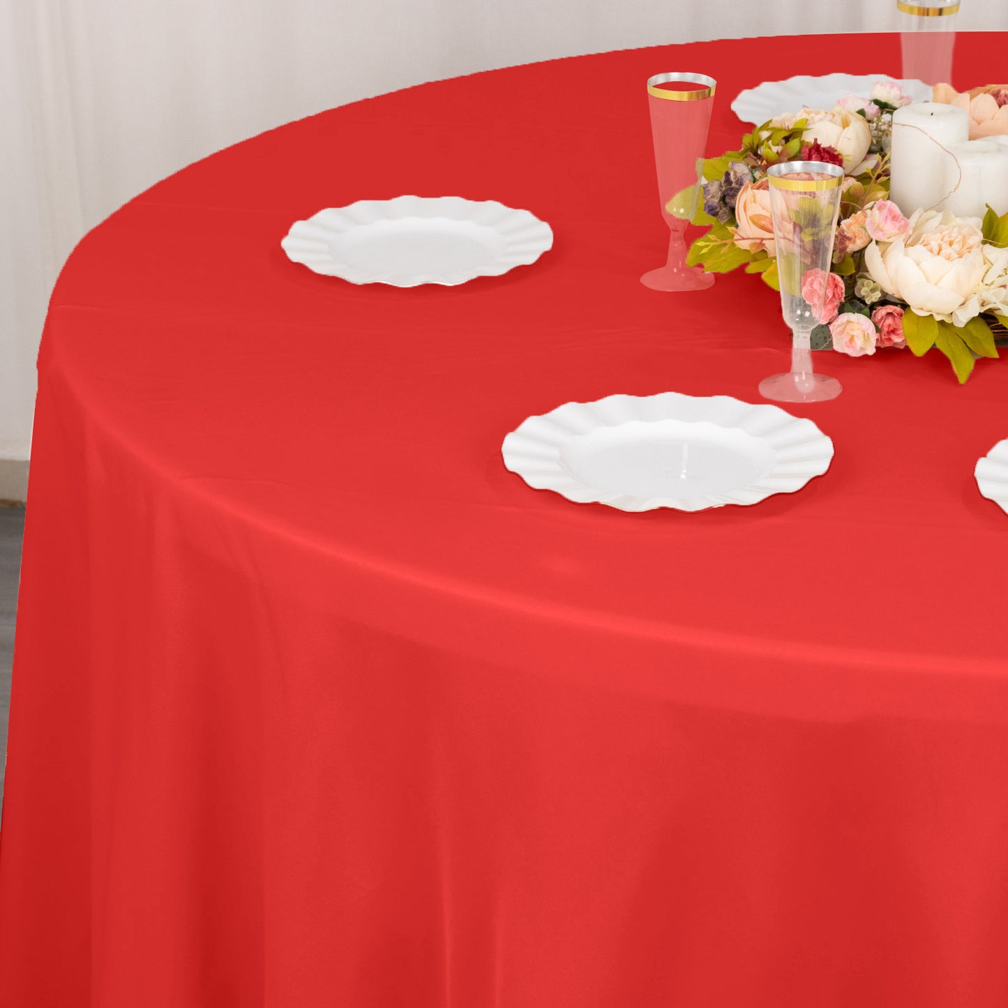132" Red Seamless Premium Polyester Round Tablecloth - 220GSM