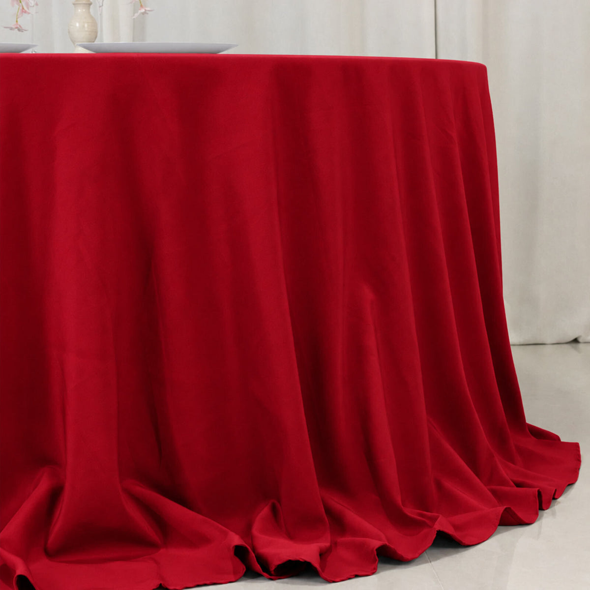 132" Wine Seamless Premium Polyester Round Tablecloth - 220GSM for 6 Foot Table With Floor-Length Dr