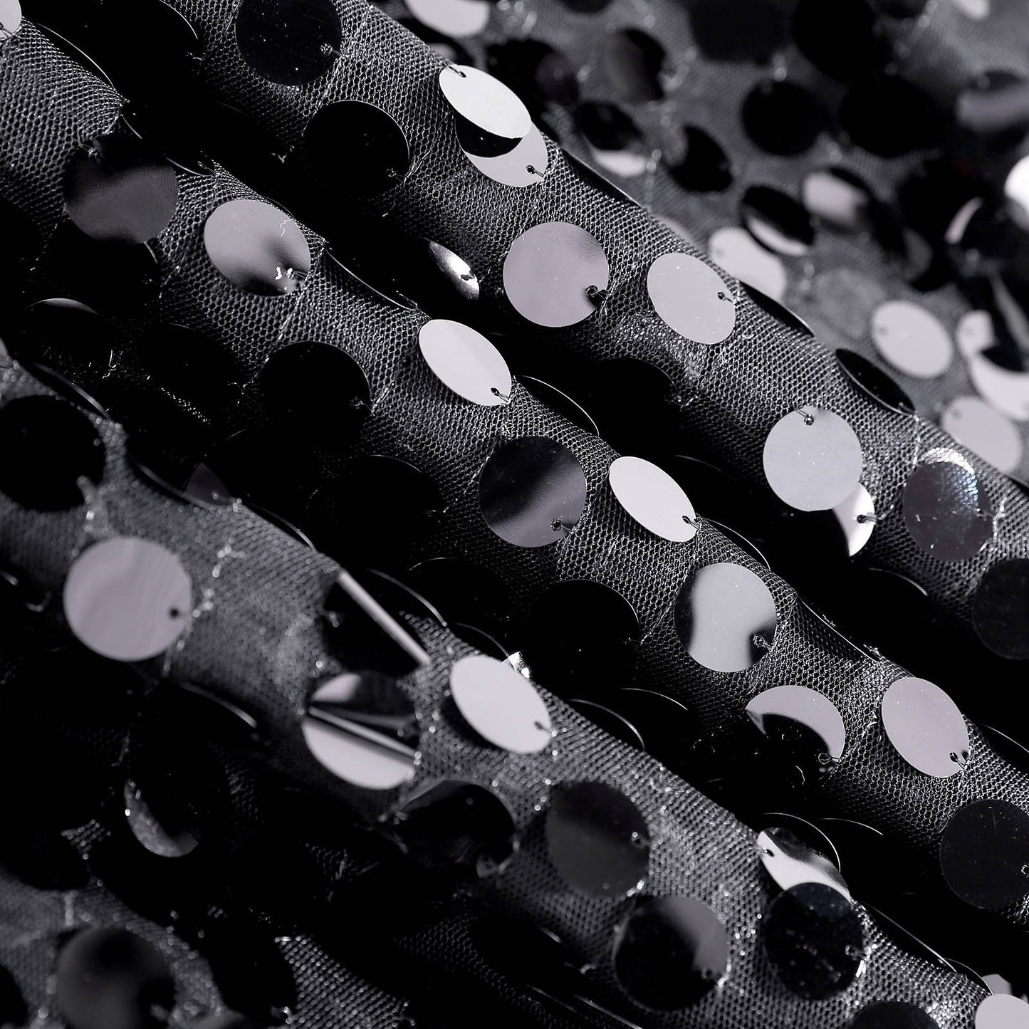 Sequin 132" Round Tablecloth Black - Big Payette Table Cover