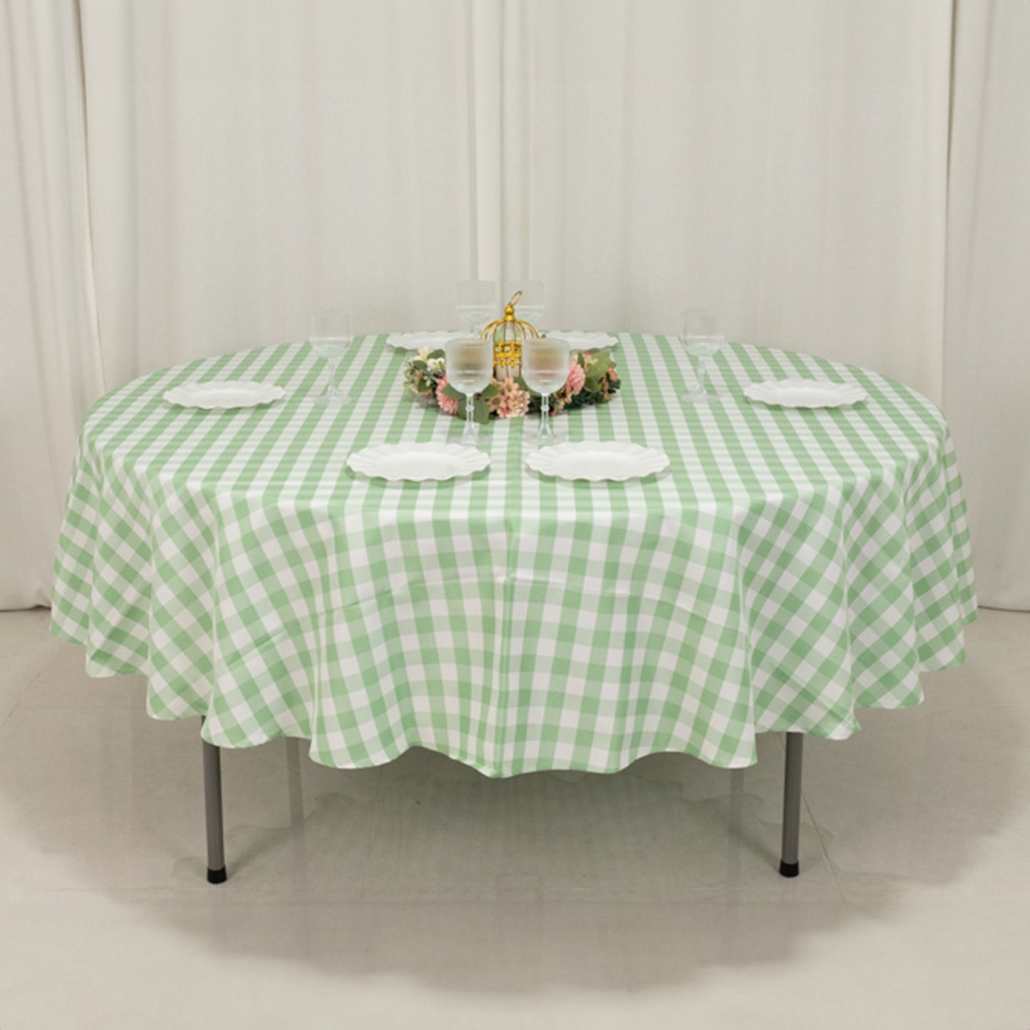 90" White Sage Green Buffalo Plaid Round Tablecloth, Gingham Polyester Checkered Tablecloth