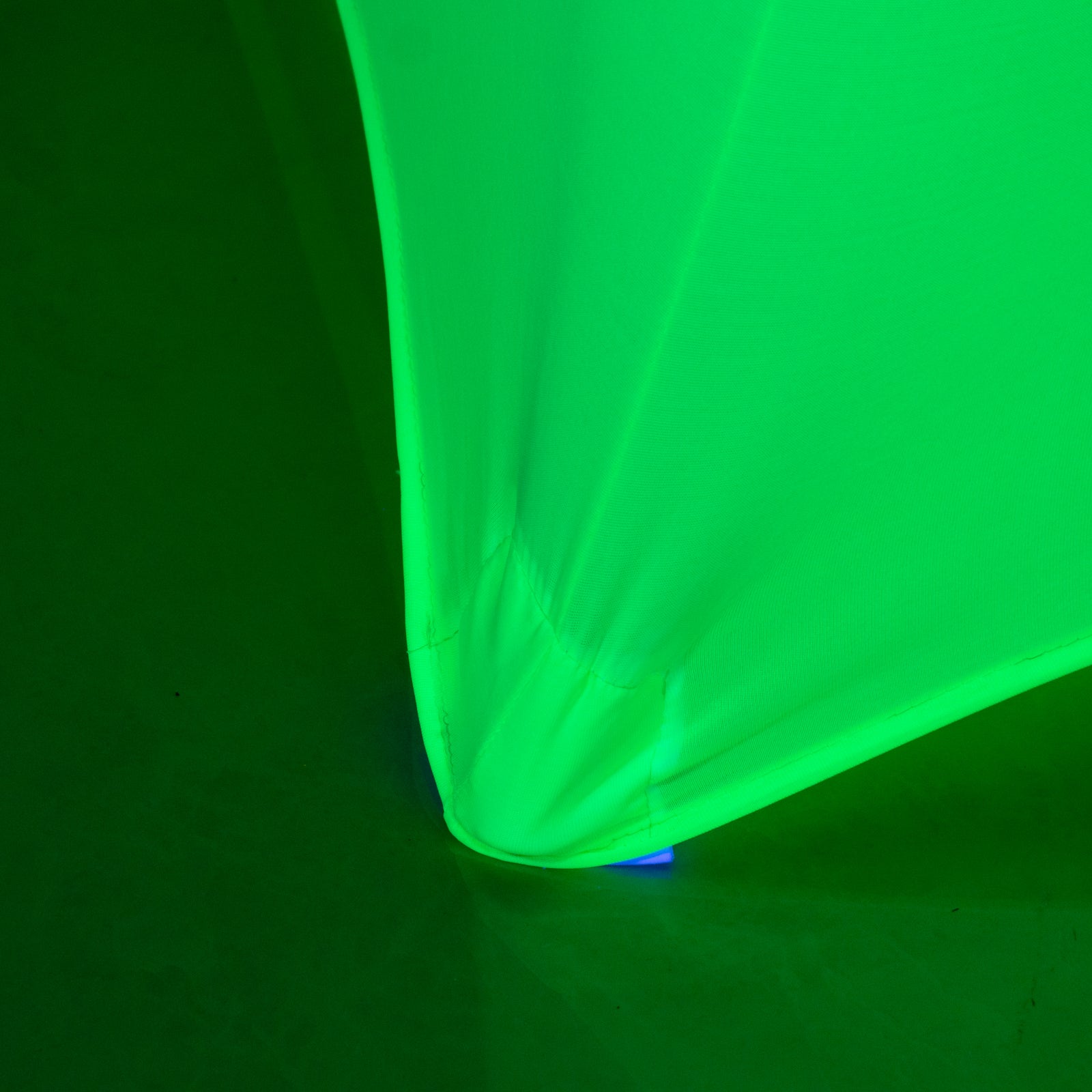 Glow Neon Green Fitted Spandex Cocktail Tablecloth for 30" Round Tables