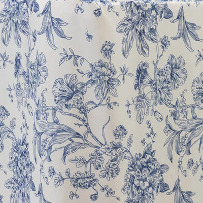 D&eacute;cor ideas using Blue & White Toile Table Covers