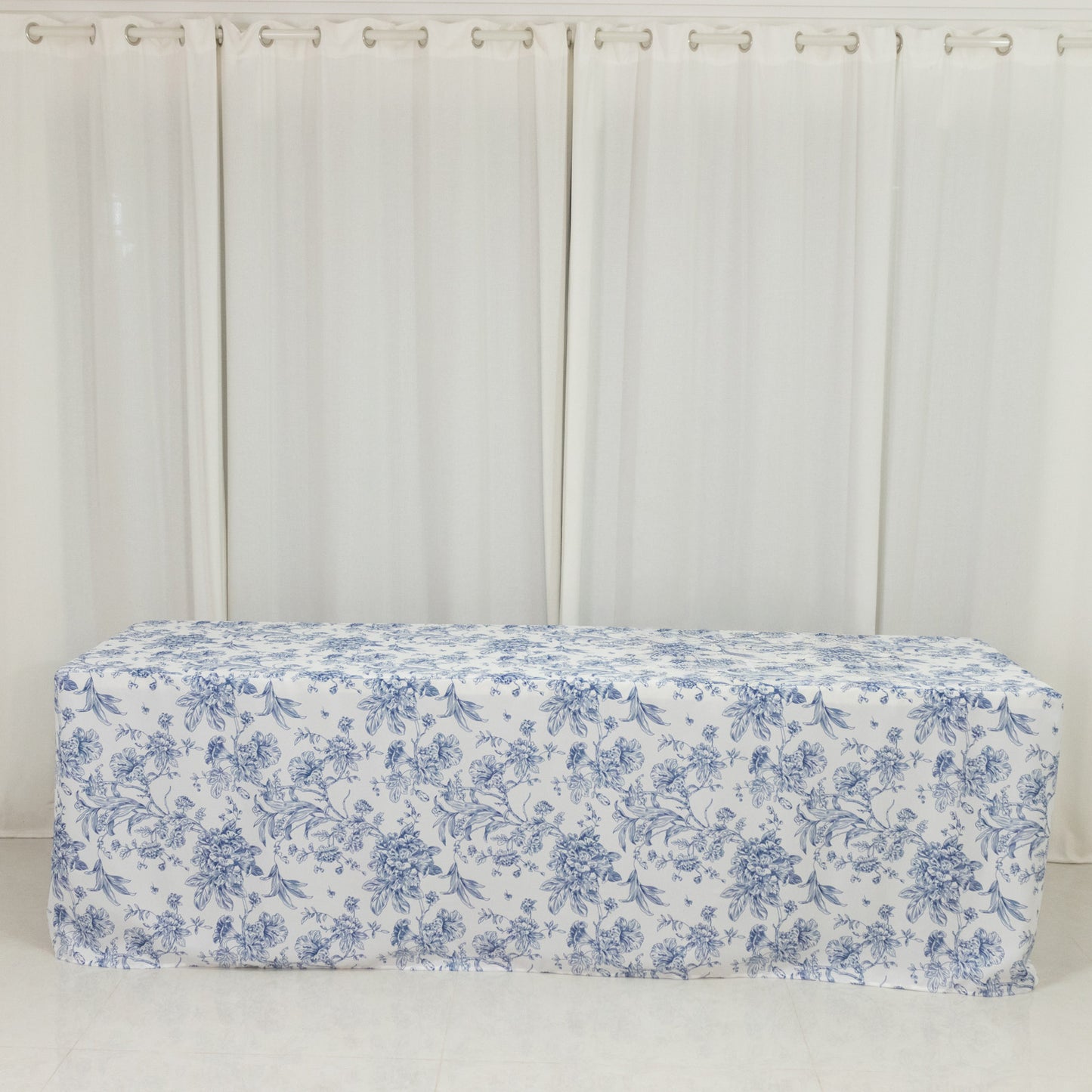 Blue & white floral fitted tablecloth for 8ft table. Wrinkle-resistant polyester.