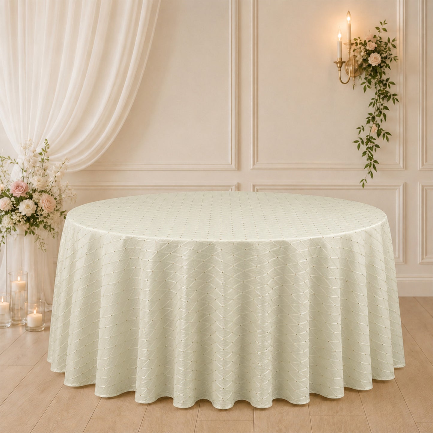 Jacquard Tablecloth 120" Round Ivory - Diamond Trellis with Gold Accent Dots