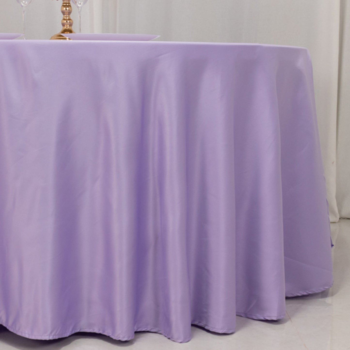 120" Lavender Lilac Seamless Lamour Satin Round Tablecloth for 5 Foot Table With Floor-Length Drop