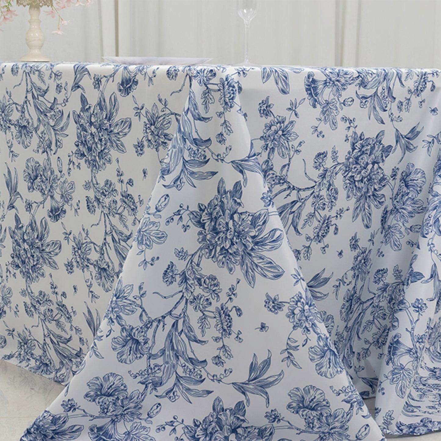 90"x132" White Blue French Toile Polyester Tablecloth, Seamless Floral Rectangle Table Cover for 6 Foot Tables With Floor-Length Drop
