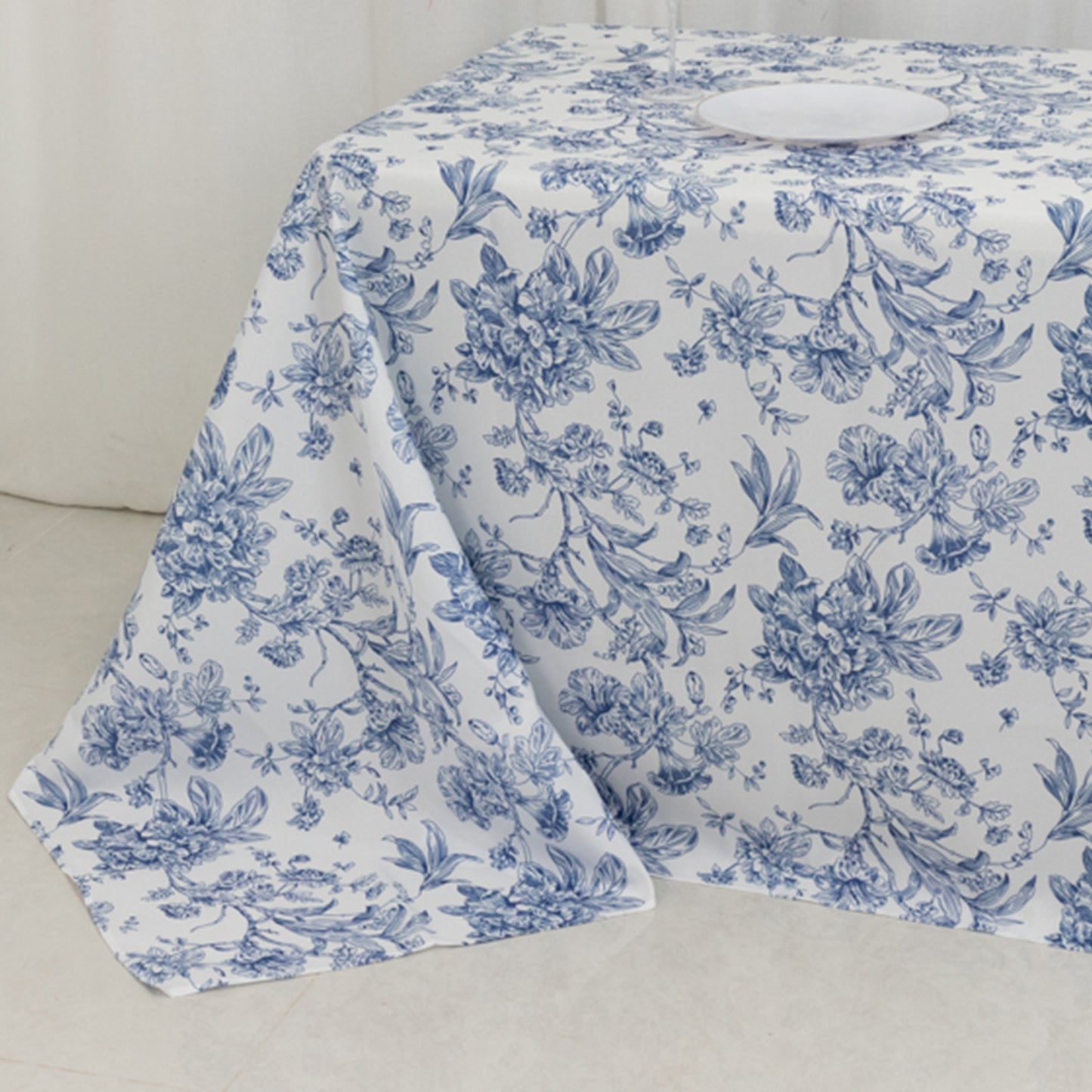 90"x156" White Blue French Toile Polyester Tablecloth, Seamless Floral Rectangle Table Cover for 8 Foot Tables With Floor-Length Drop